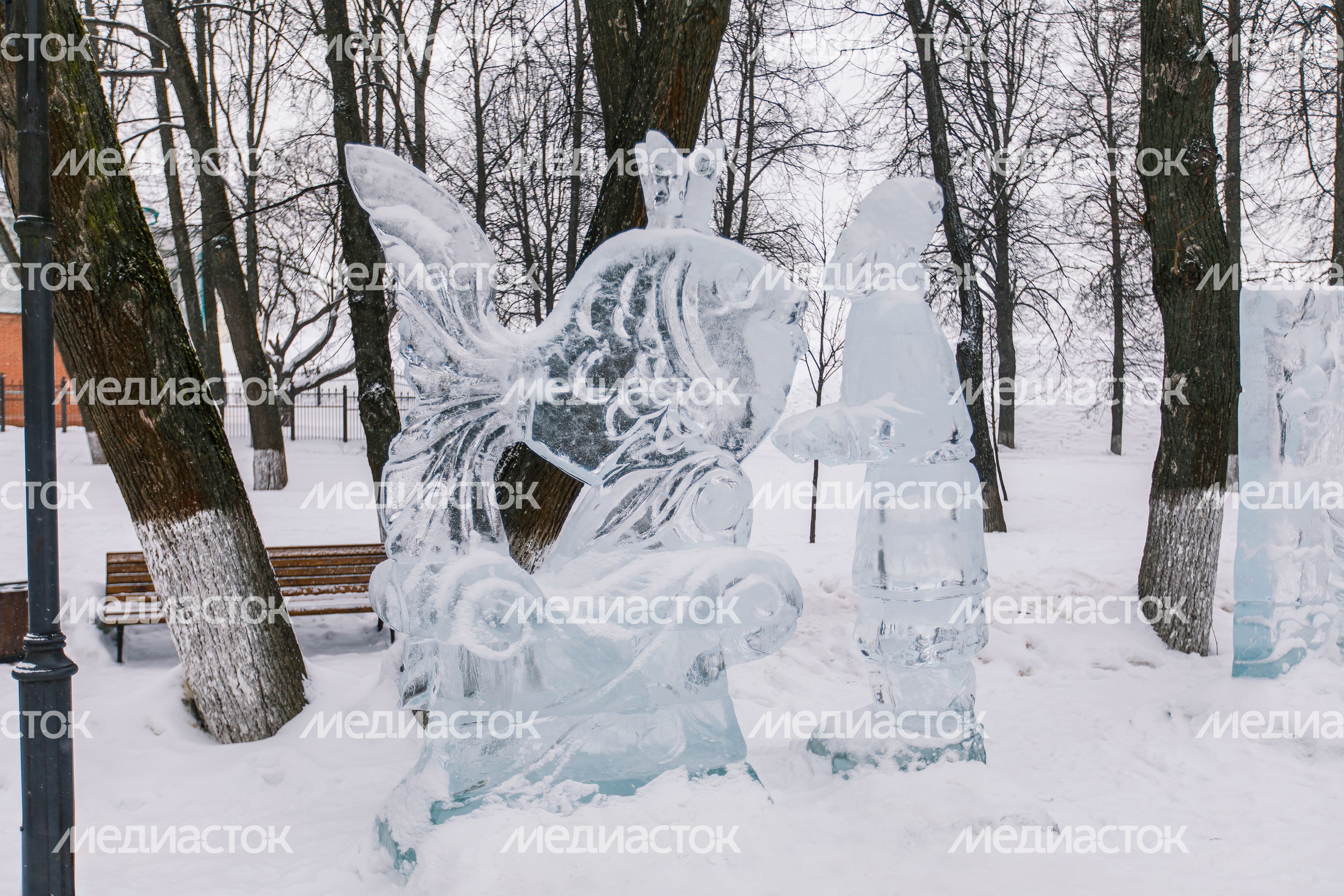 Дмитров. Ледяные скульптуры на Исторической площади Дмитров. Ледяные скульптуры на Исторической площади
