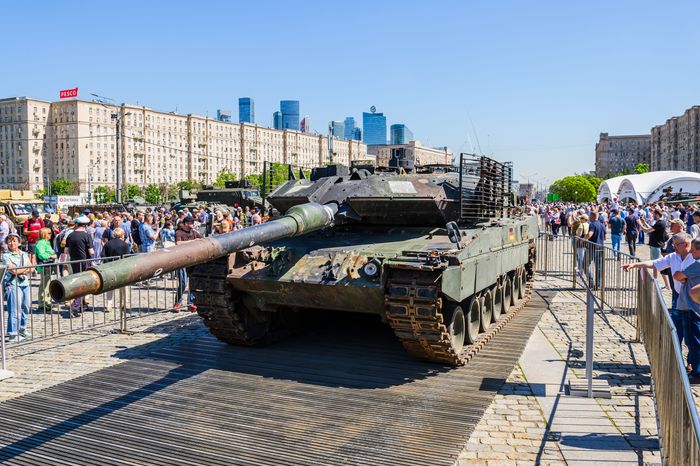 Выставка вооружения в Парке Победы, посвященная СВО
