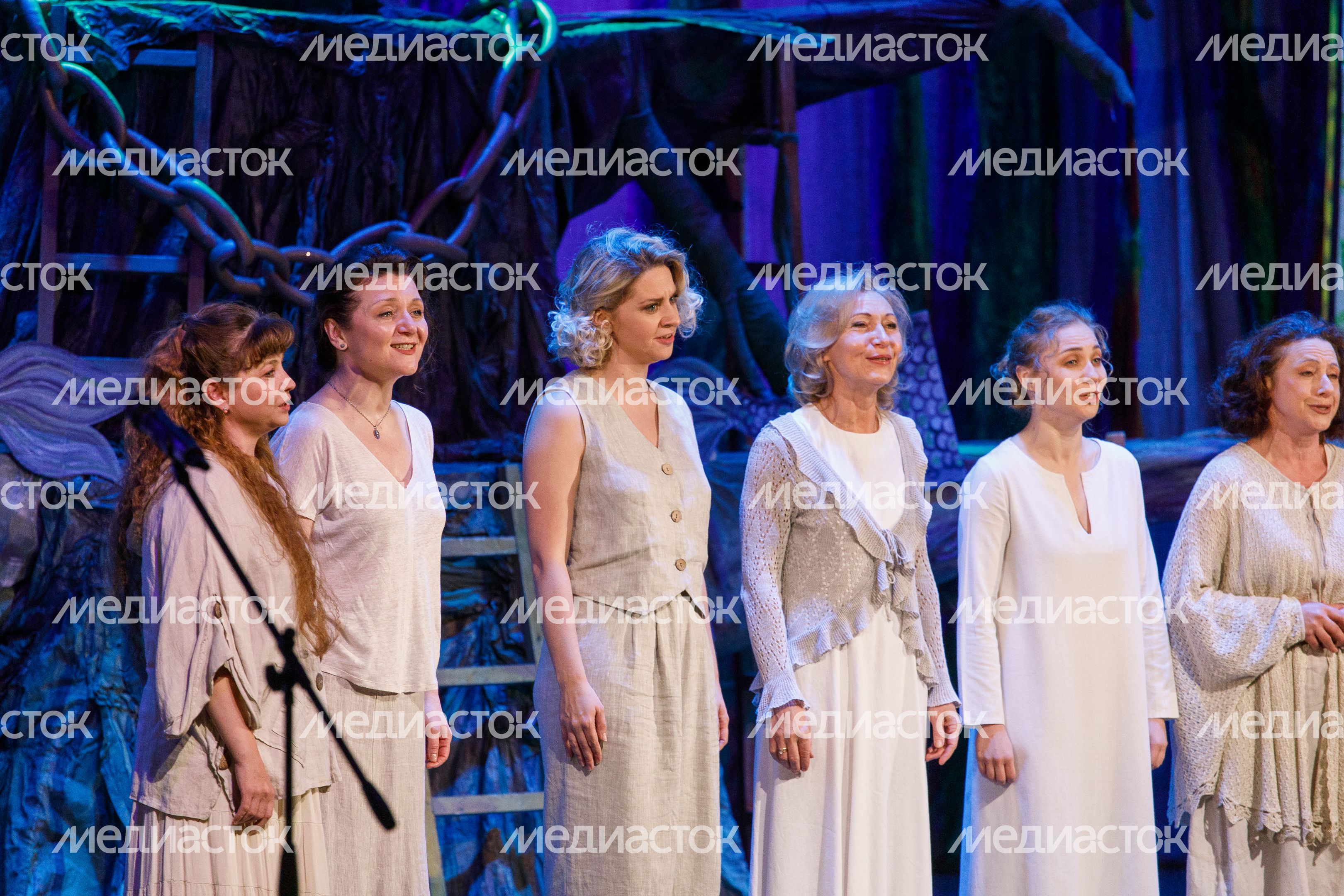 Мытищи. Закрытие VII фестиваля «Подмосковные вечера» в театре «ФЭСТ» Мытищи. Закрытие VII фестиваля «Подмосковные вечера» в театре «ФЭСТ»