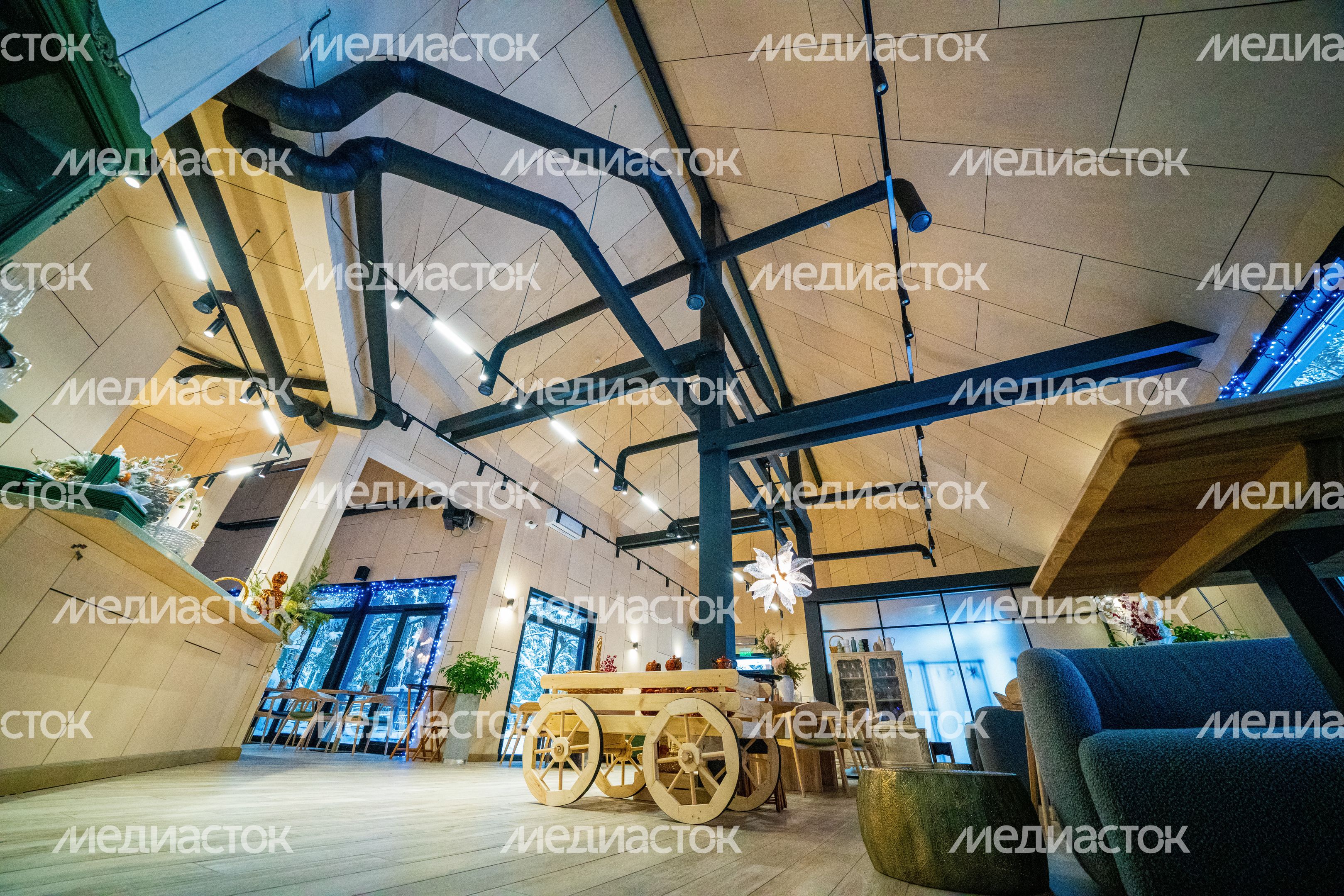 Кафе «Шишки-мишки» в парке «Шишкин лес» в Истре Кафе «Шишки-мишки» в парке «Шишкин лес» в Истре