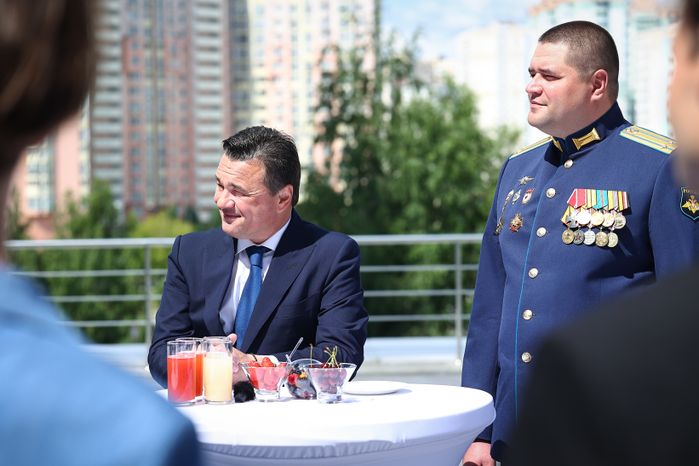 Губернатор поздравил подмосковных школьников, набравших 300 баллов на ЕГЭ