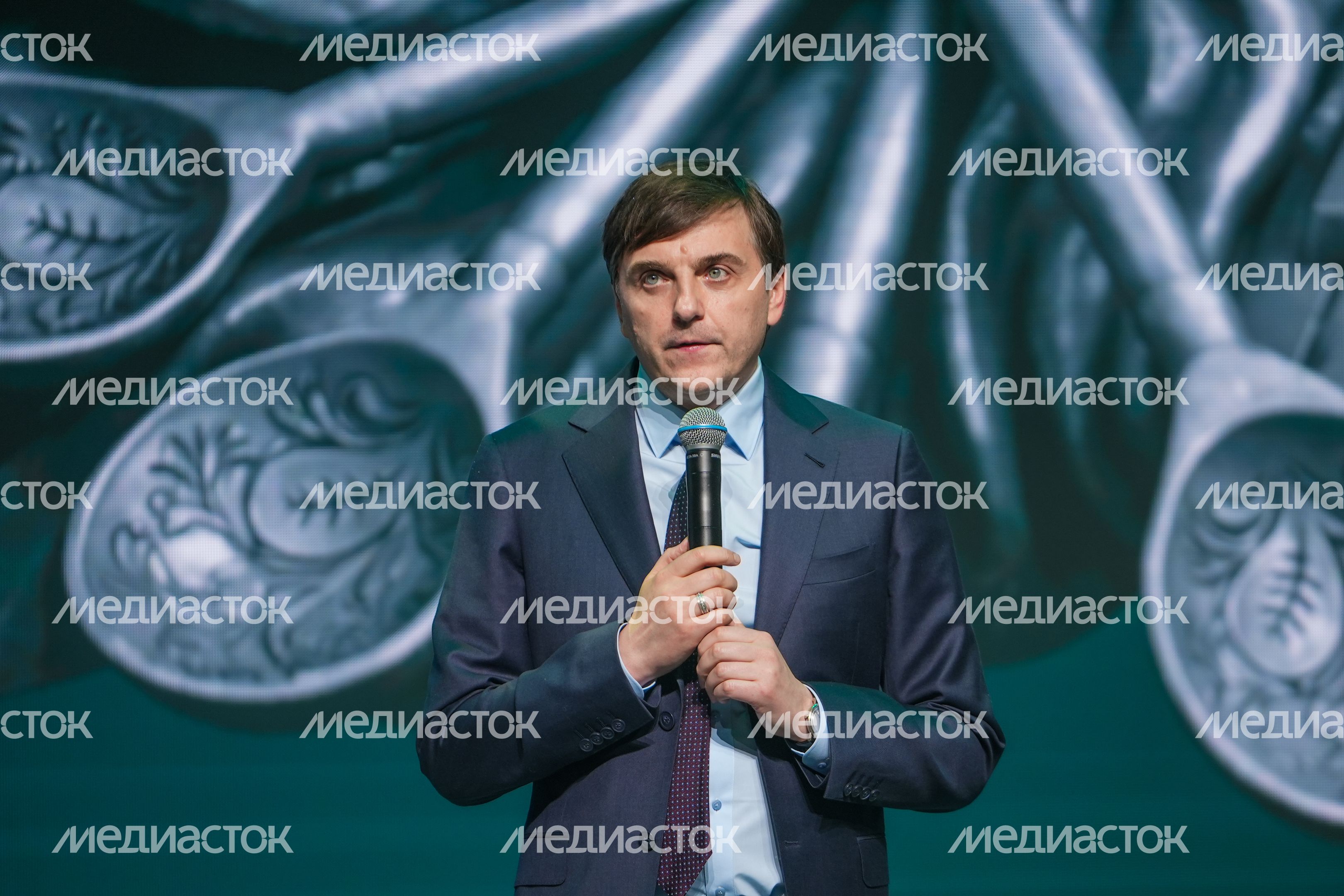Сергей Кравцов на открытии Всероссийской олимпиады школьников Сергей Кравцов на открытии Всероссийской олимпиады школьников
