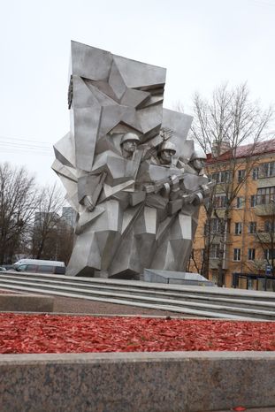 Памятник подольским курсантам