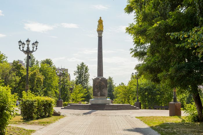 Площадь Бугрова