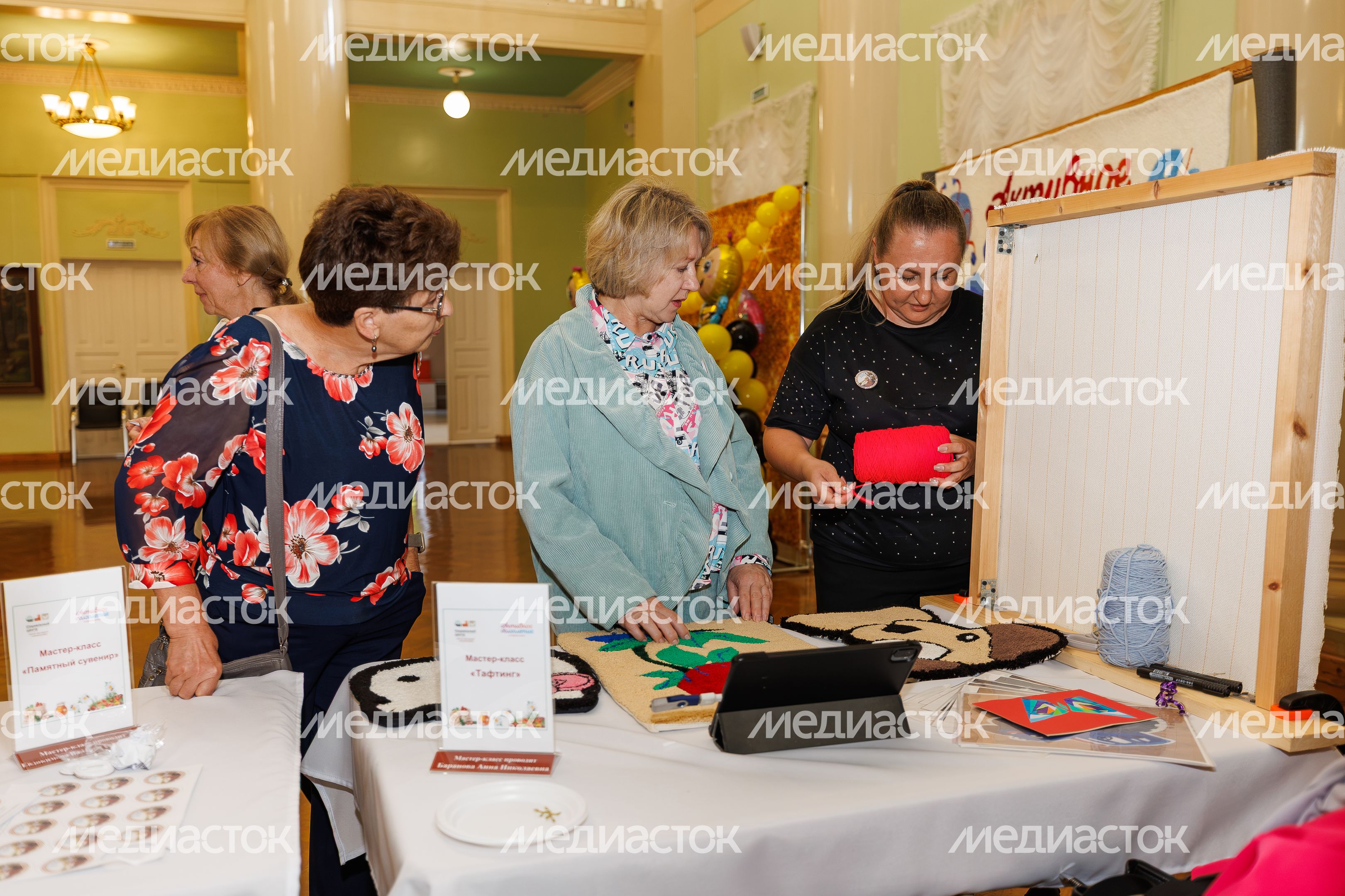 Творческие мастер-классы для участников проекта «Активное долголетие» на фестивале «Спас для всех нас» в Жуковском Творческие мастер-классы для участников проекта «Активное долголетие» на фестивале «Спас для всех нас» в Жуковском