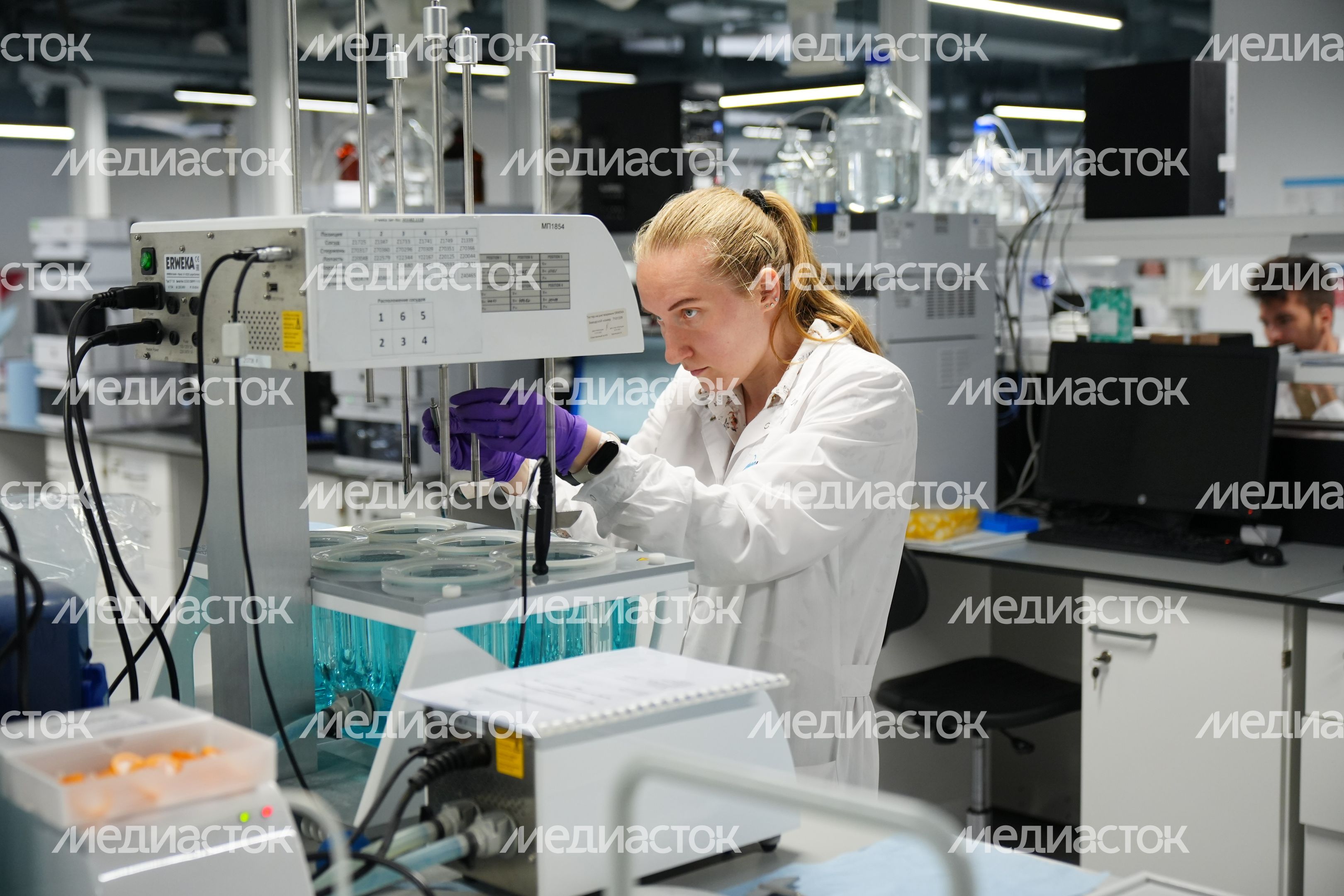 Губернатору представили проект развития R&D-Центра фармкомпании «Биннофарм Групп» в Красногорске