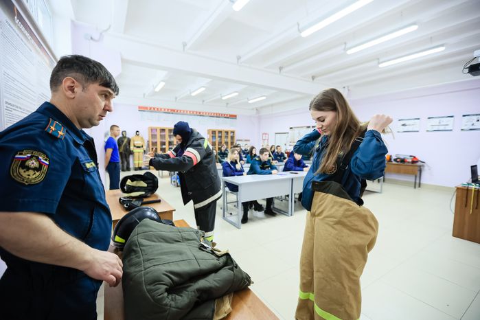 Посещение Губернатором Павлово-Посадского Техникума