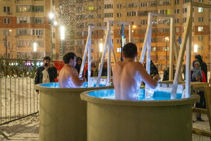 Крещенские купания на Соборной площади в Красногорске