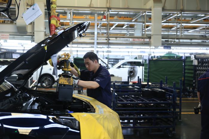 Посещение автозавода Changan Automobile Group в Китае Губернатором Подмосковья