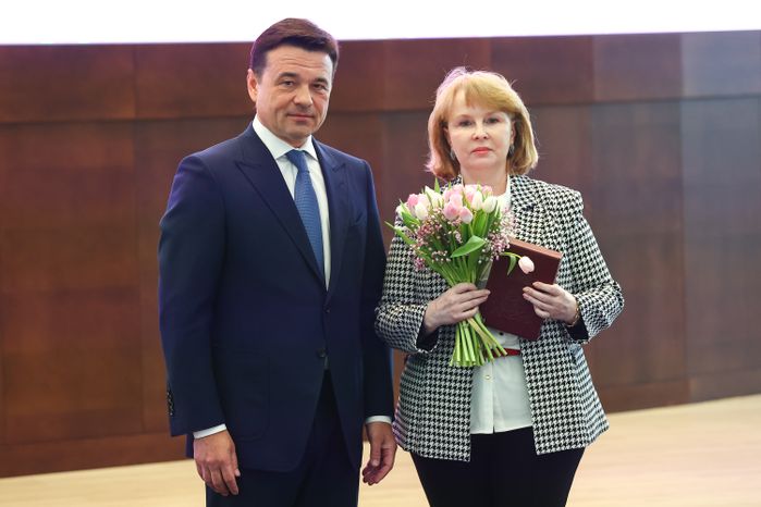 Поздравление Губернатором Подмосковья жительниц региона с Международным женским днем