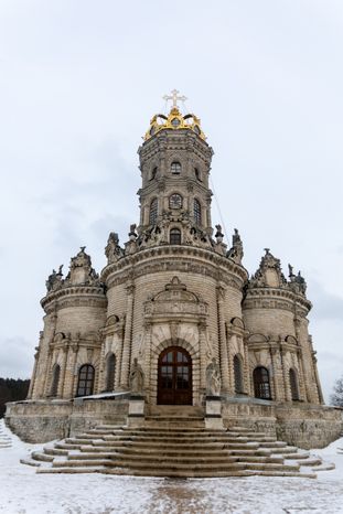 Знаменская церковь Дубровицы