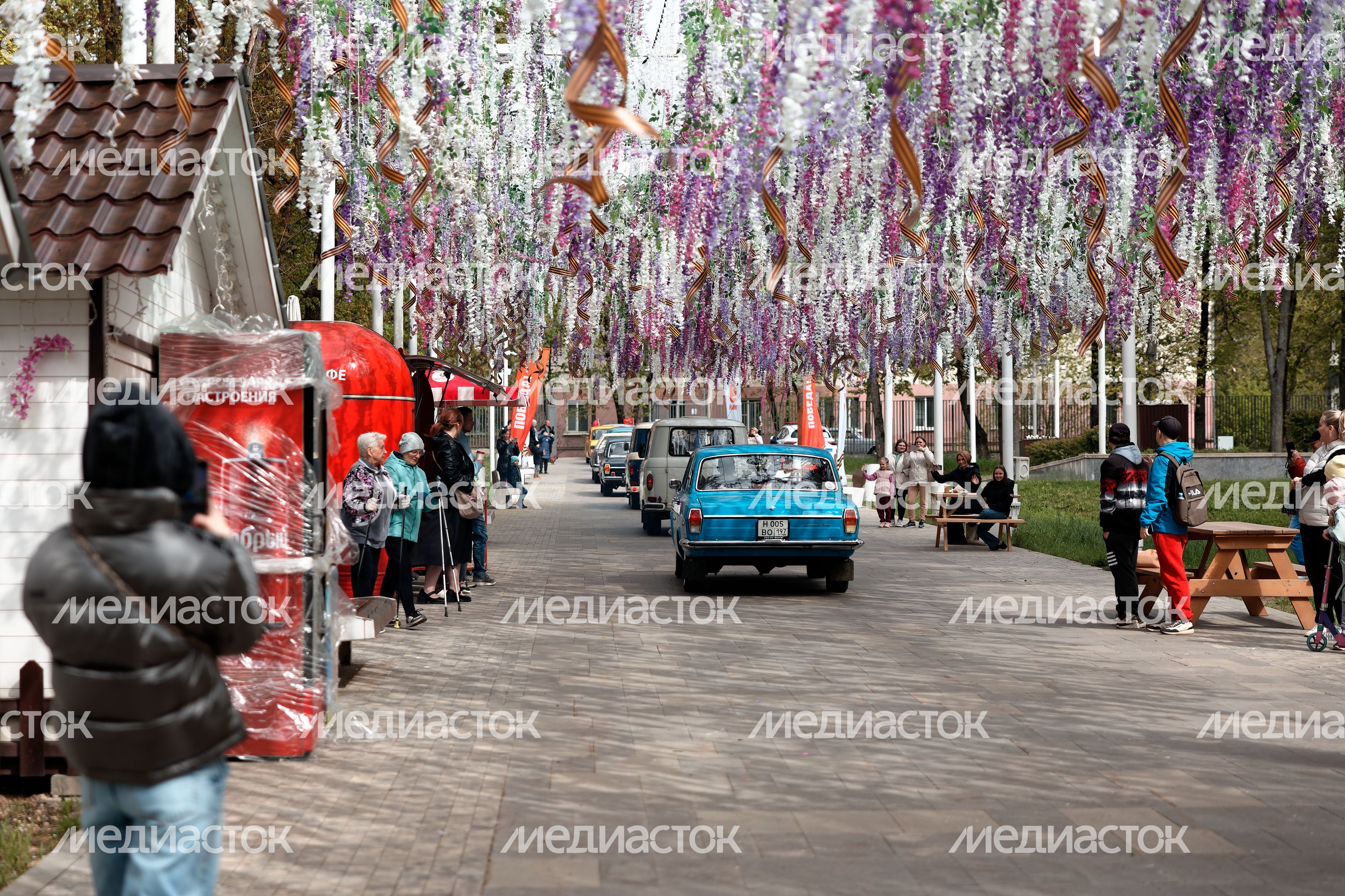 Ретроавтомобили на автопробеге ко Дню Победы «Победный маршрут» в Истре Ретроавтомобили на автопробеге ко Дню Победы «Победный маршрут» в Истре