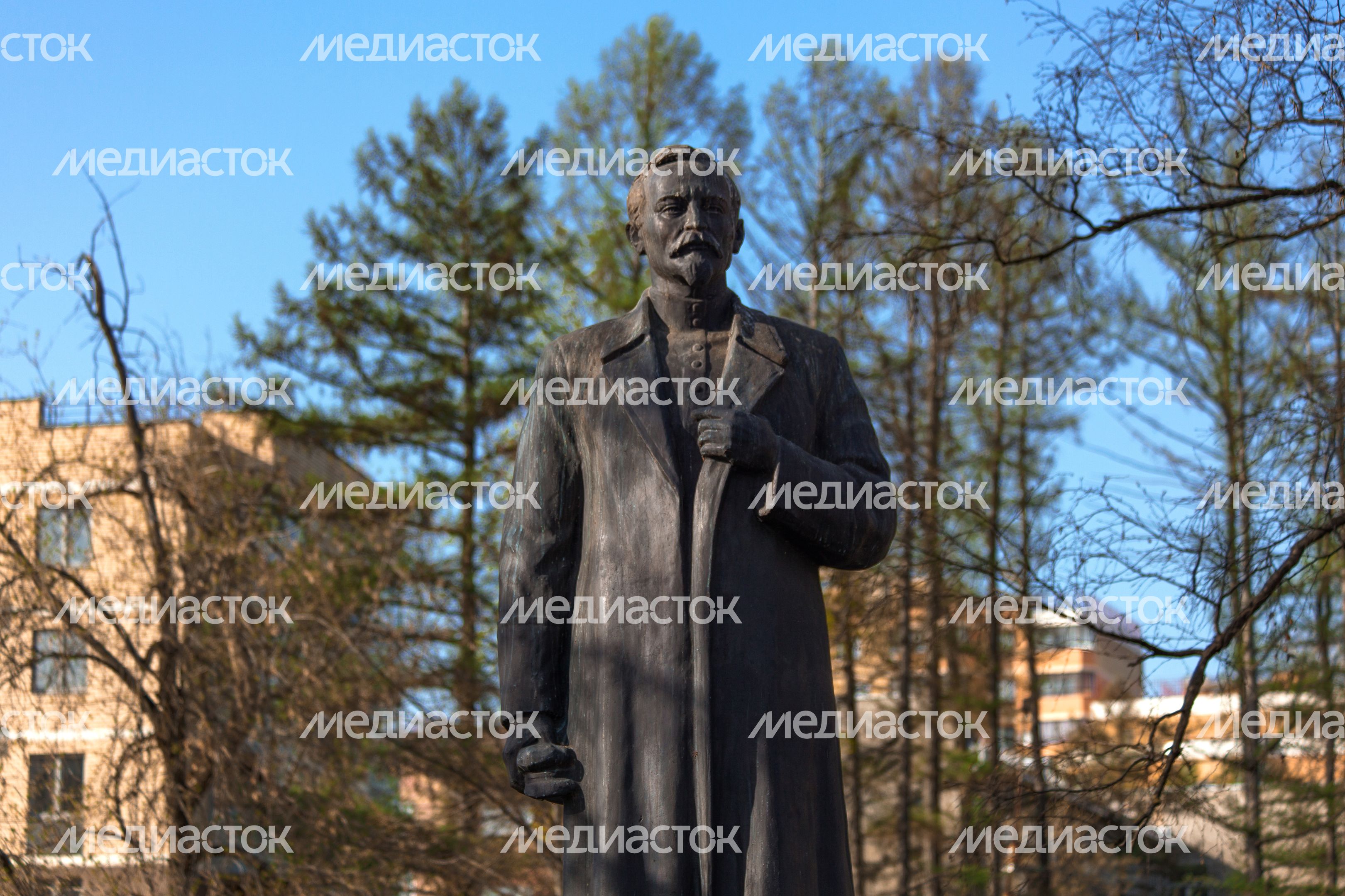 Памятник Феликсу Эдмундовичу Дзержинскому в городе Дзержинский Памятник Феликсу Эдмундовичу Дзержинскому в городе Дзержинский