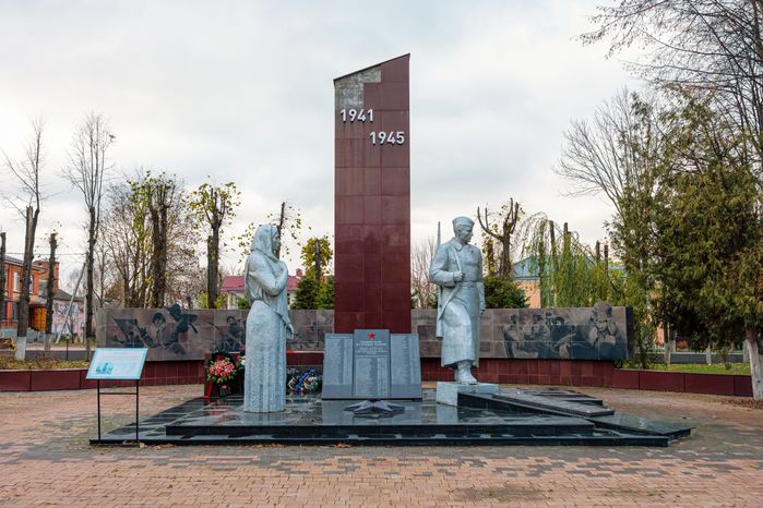 Виды поселка Лотошино осенью