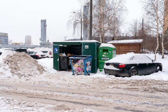 Работа мусоровозов зимой в Красногорске