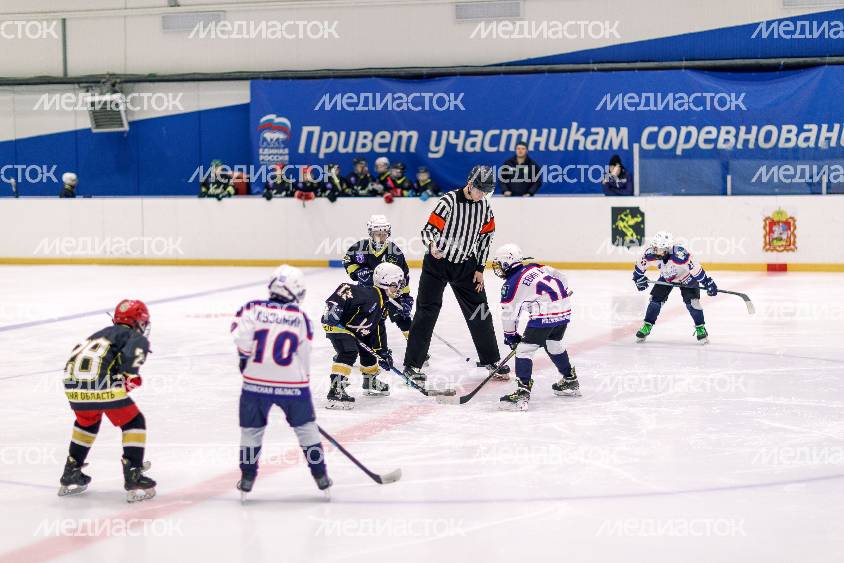 Кубок ФХМО 2025 по хоккею в Химках. «Химки» победили «Импульс» Кубок ФХМО 2025 по хоккею в Химках. «Химки» победили «Импульс»
