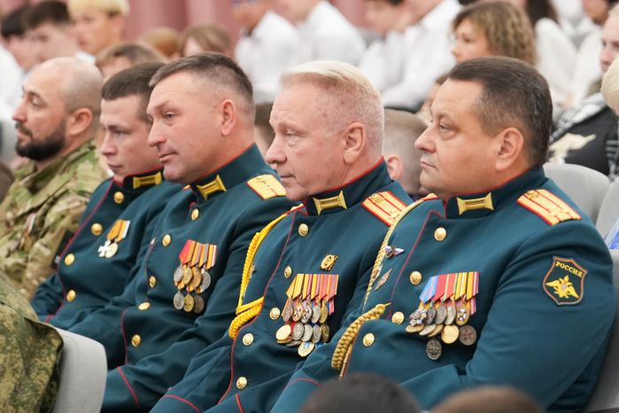 День знаний в школе им. Героя России Александра Монетова в Подольске