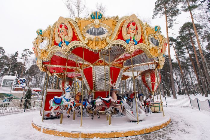Губернаторская карусель в Центральном парке культуры и отдыха Ногинска