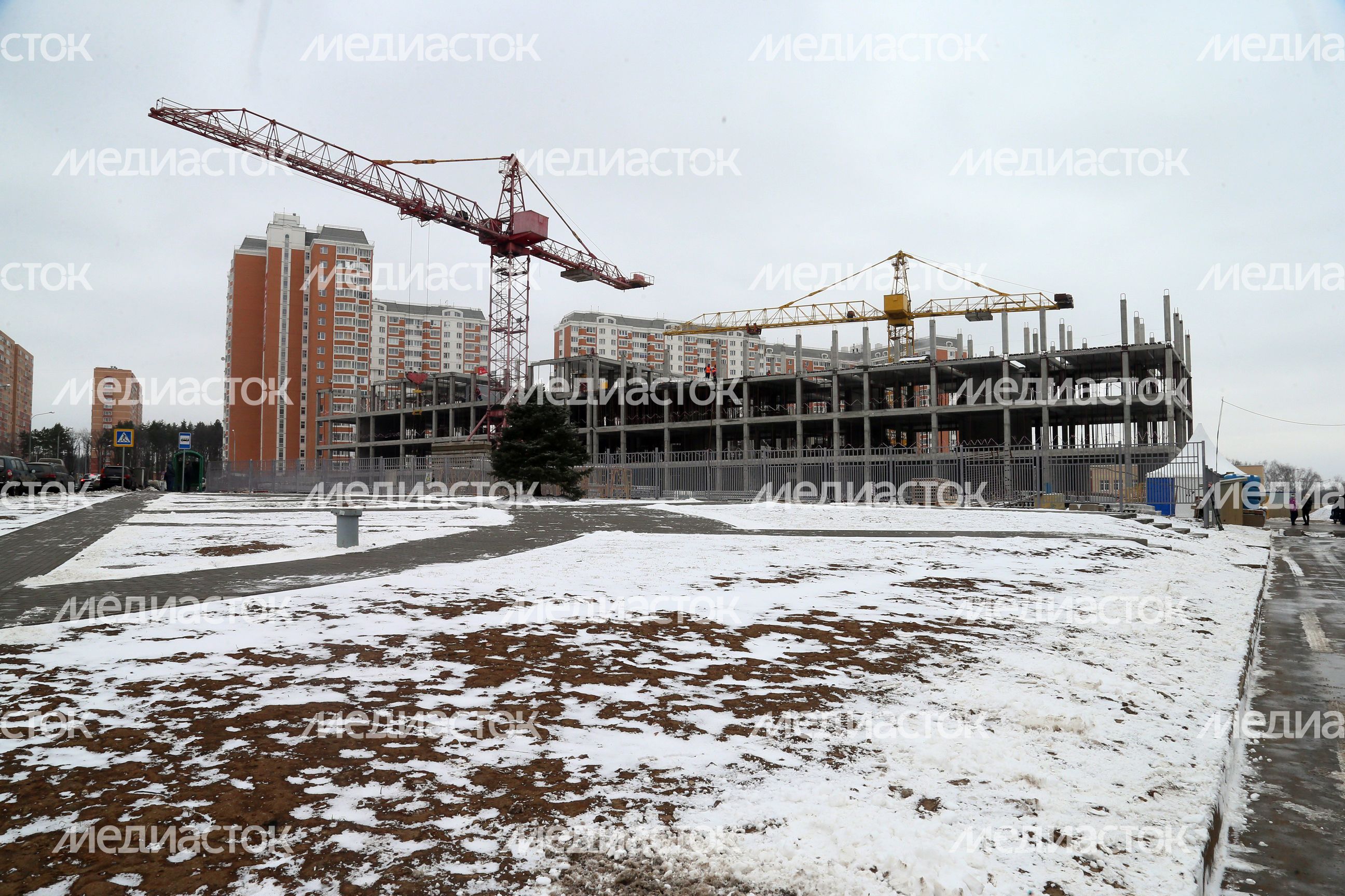 А. Воробьев посетил с рабочим визитом Ленинский район