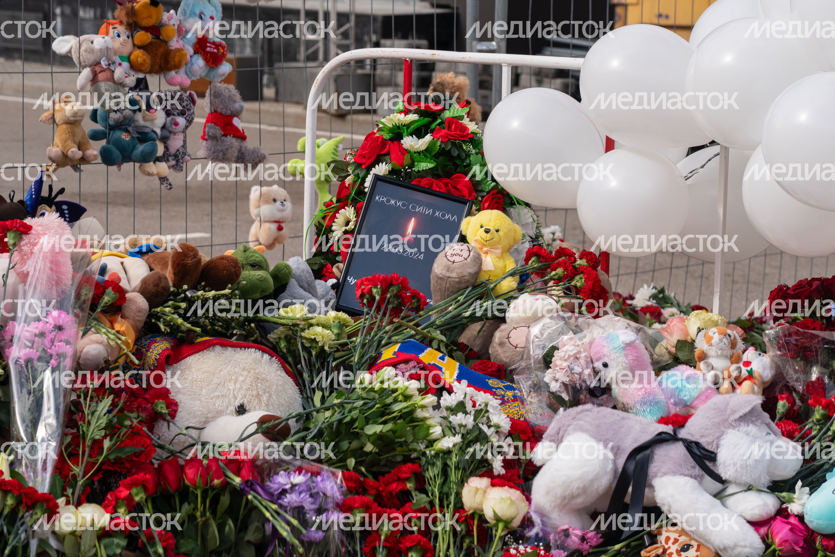 Мемориал памяти погибших в «Крокус Сити Холле» в Красногорске