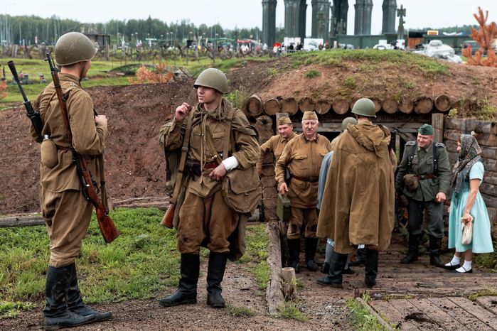 Военно-историческая реконструкция «Первый день войны» у Главного храма ВС РФ в День памяти и скорби