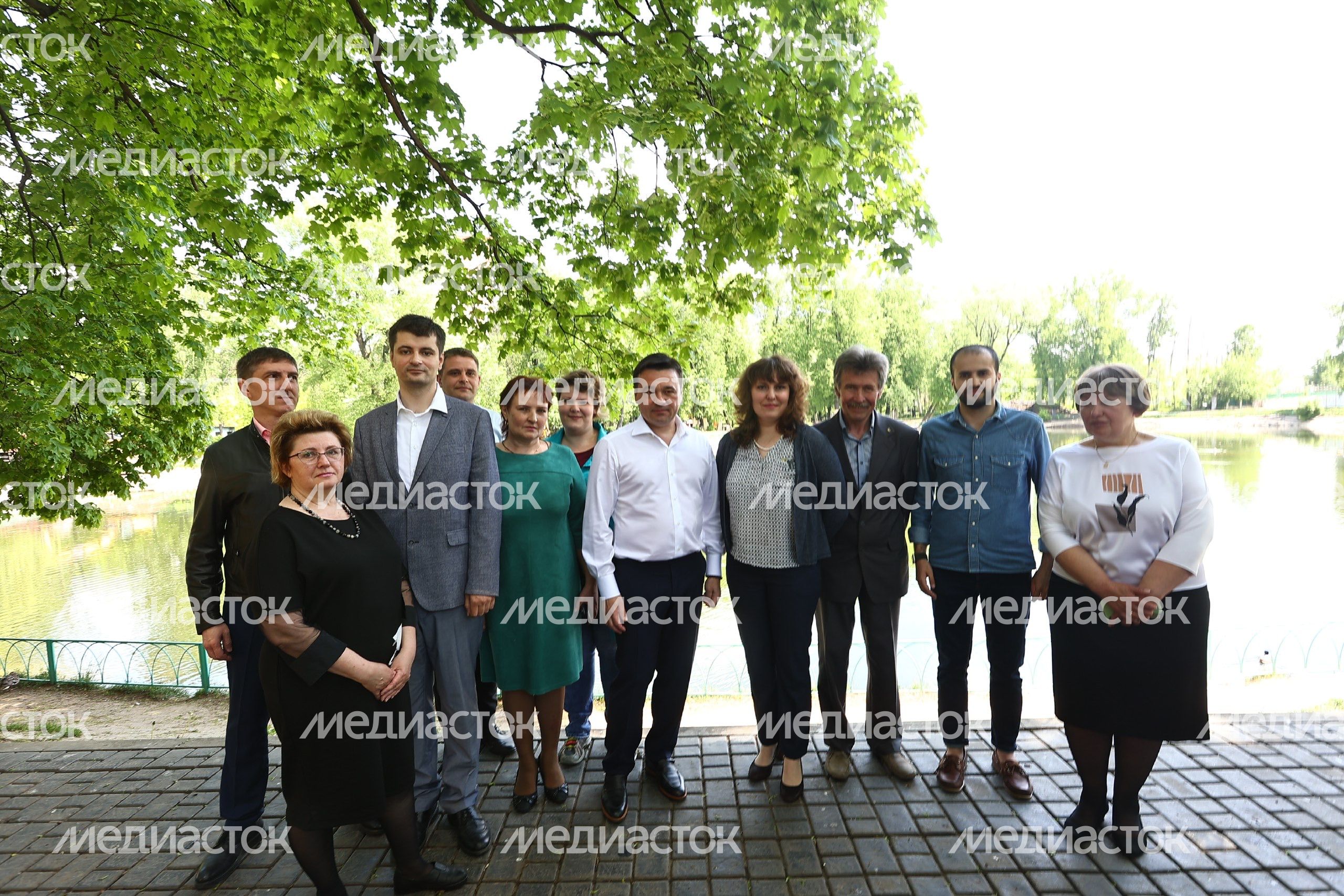 Проверка губернатором Подмосковья хода благоустройства парка усадьбы Крафта в Королеве