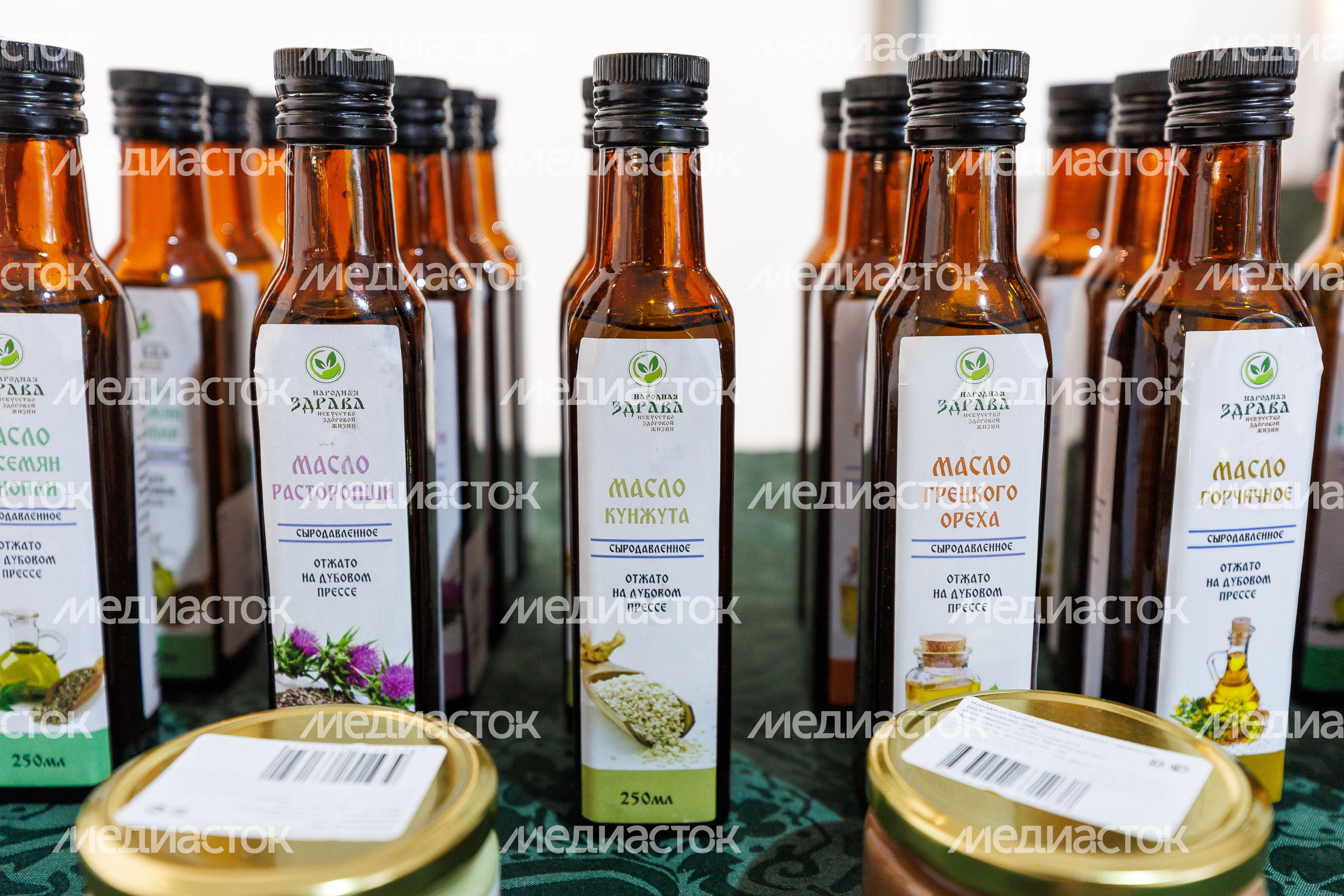 Продукция местных фермеров на ярмарке подмосковных брендов «100% Подмосковье. Встречаем осень» в Красногорске Продукция местных фермеров на ярмарке подмосковных брендов «100% Подмосковье. Встречаем осень» в Красногорске