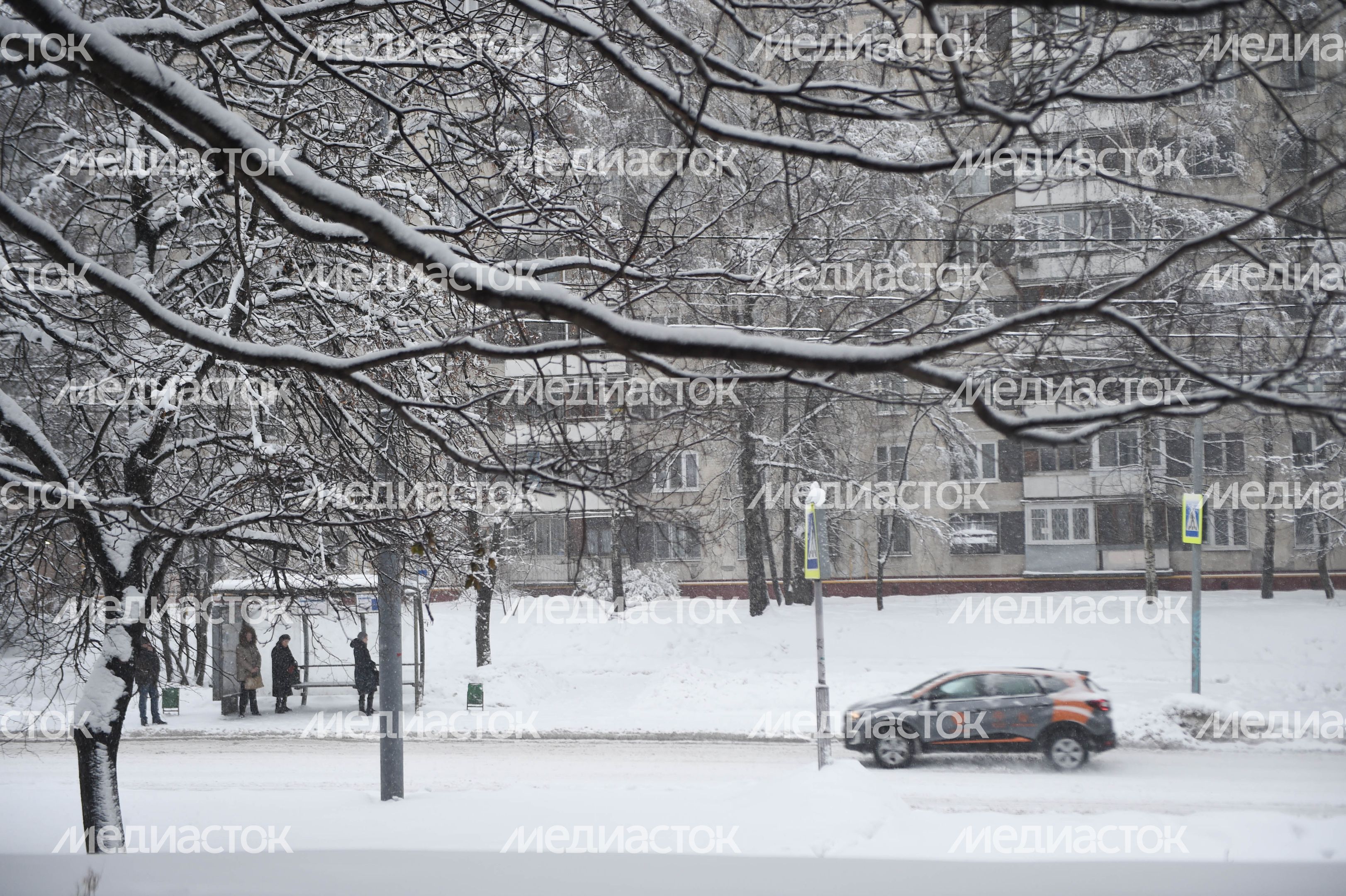Рекордный снегопад в Москве и Подмосковье