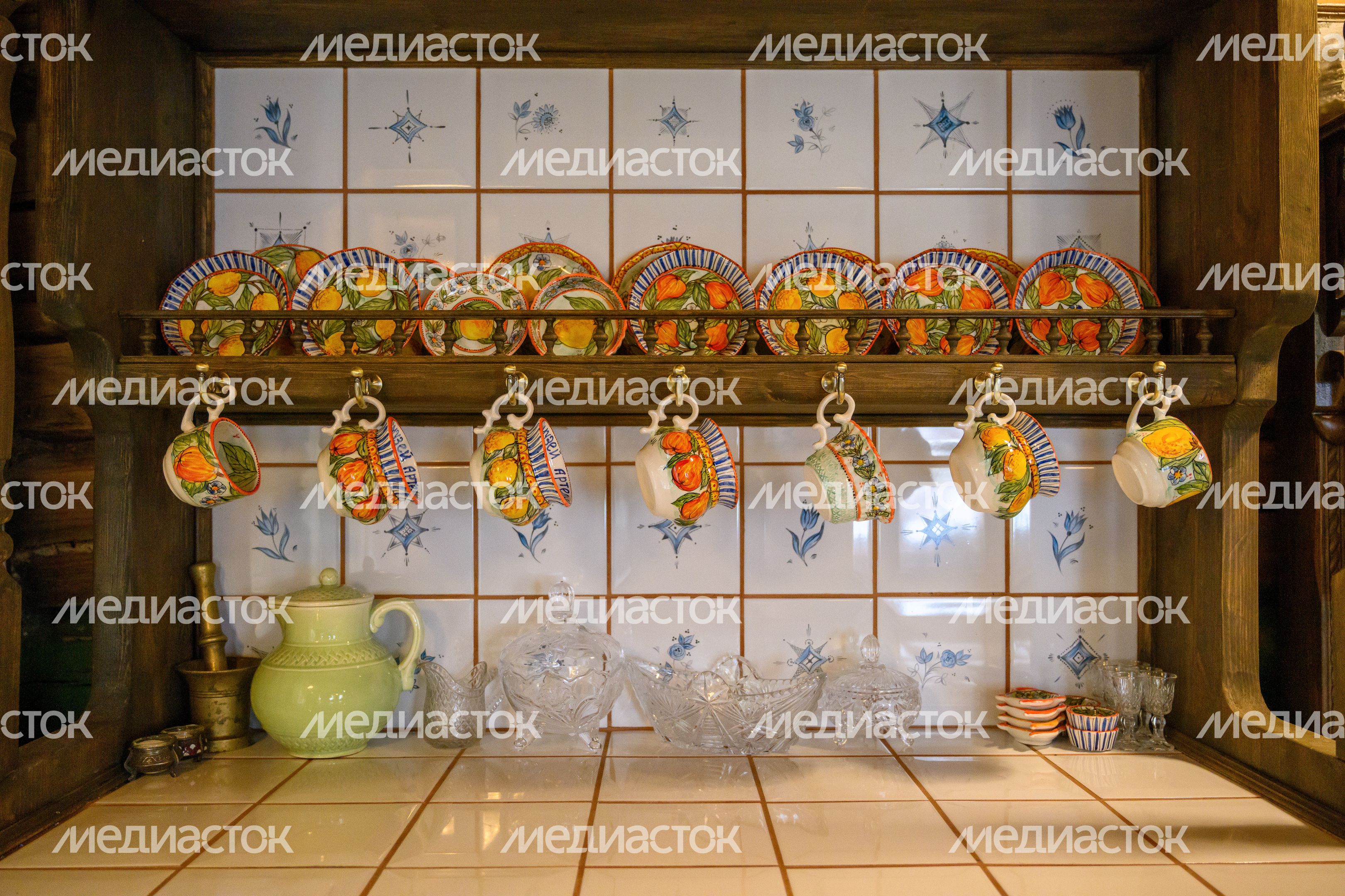 История промысла росписи фарфора в стиле гжель в музее-мастерской «Артель» в деревне Турыгино Раменского округа