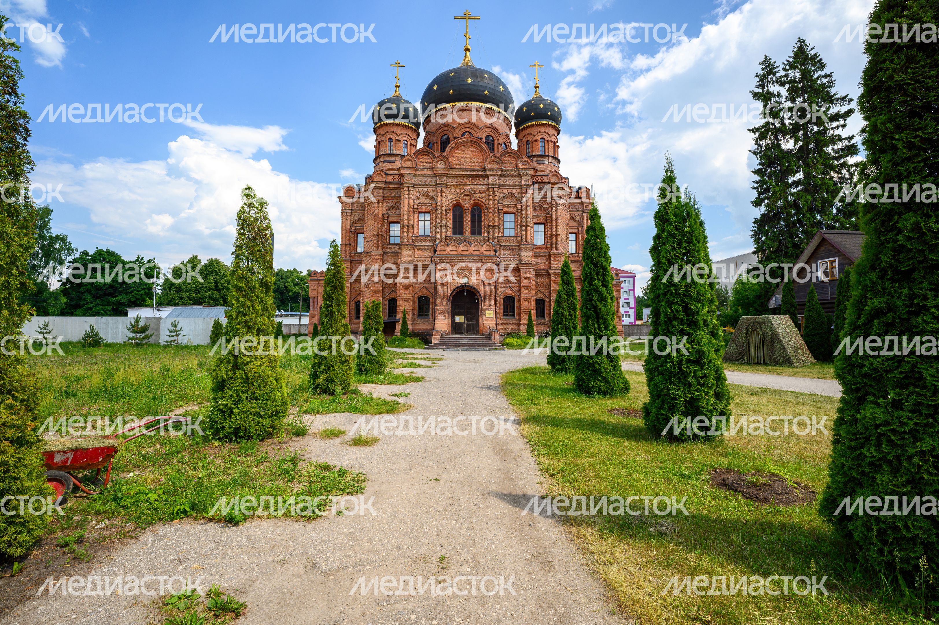 Гуслицкий Спасо-Преображенский мужской монастырь в городе Куровское Орехово-Зуевского округа