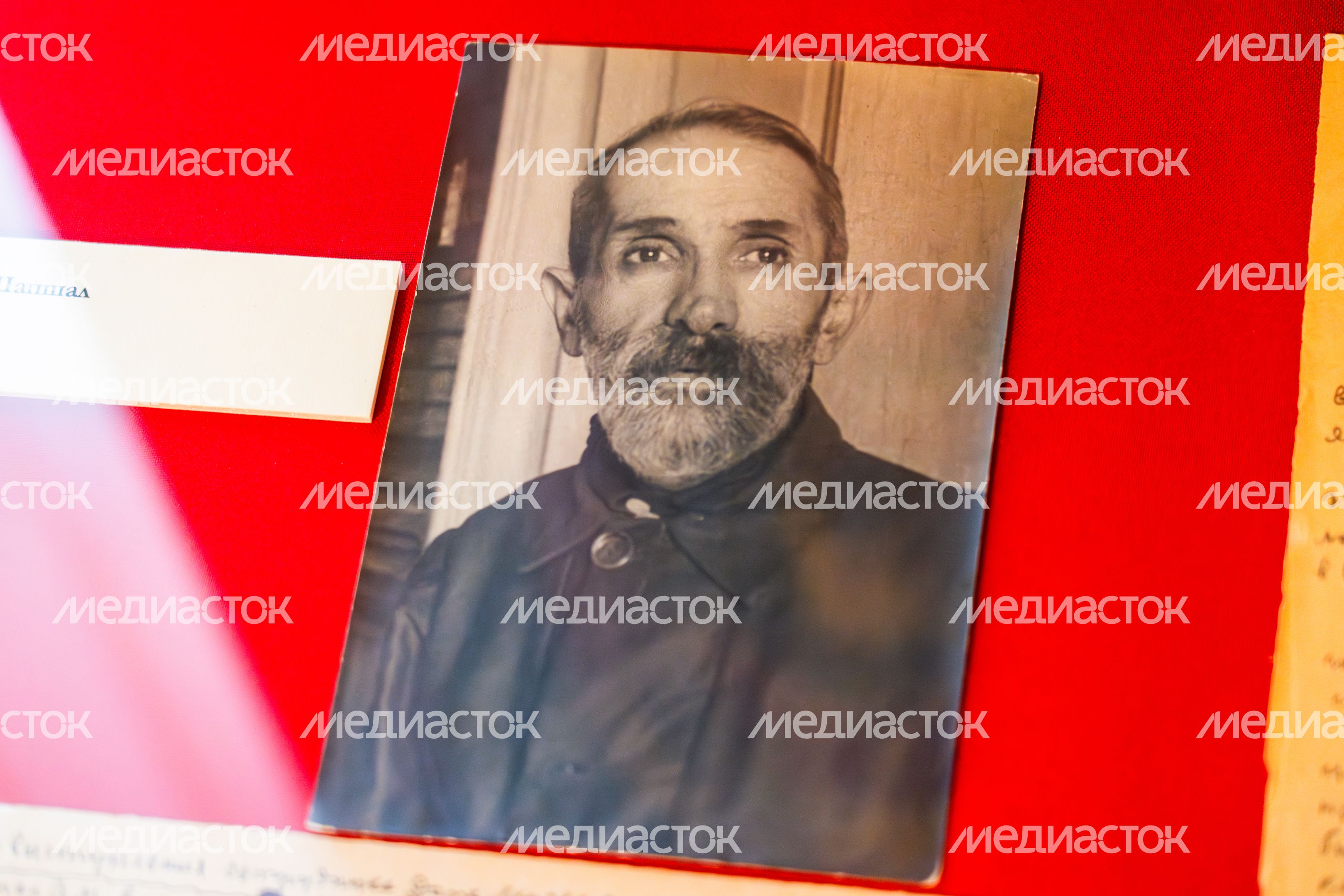 Архивные материалы и фотодокументы на выставке «Сохраняя и возрождая» в музее-заповеднике П.И. Чайковского