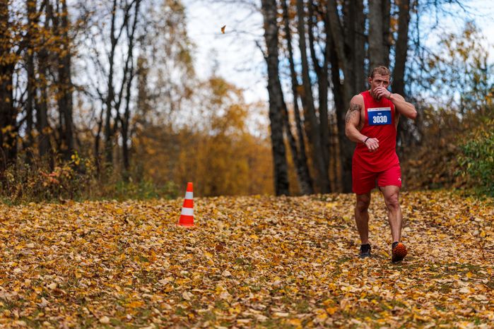 Забег Hero League Trail на 1, 5 и 10 км по пересеченной местности в Красногорске