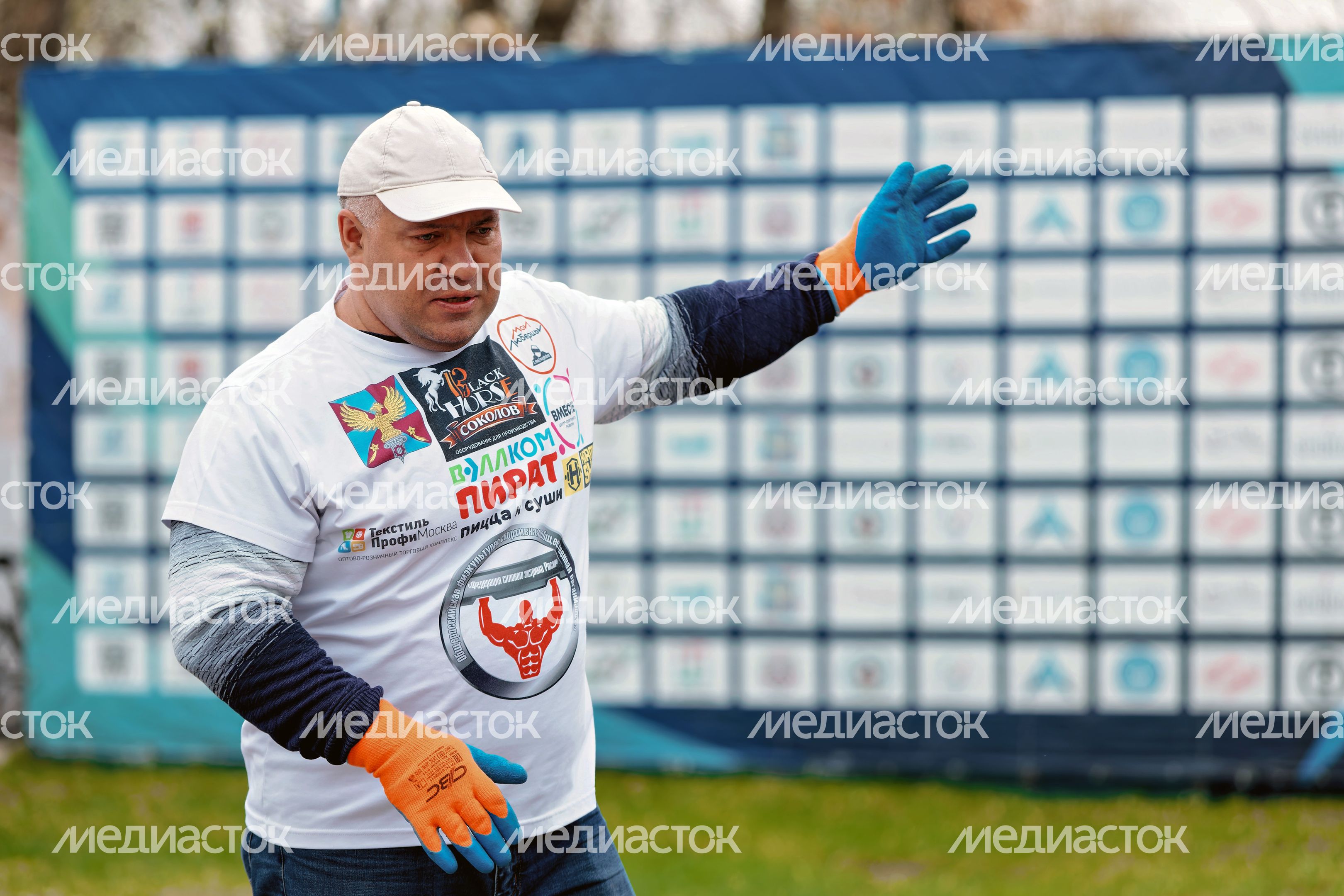 Контрольная тренировка Русского Халка для подготовки к мировому рекорду в Люберцах Контрольная тренировка Русского Халка для подготовки к мировому рекорду в Люберцах