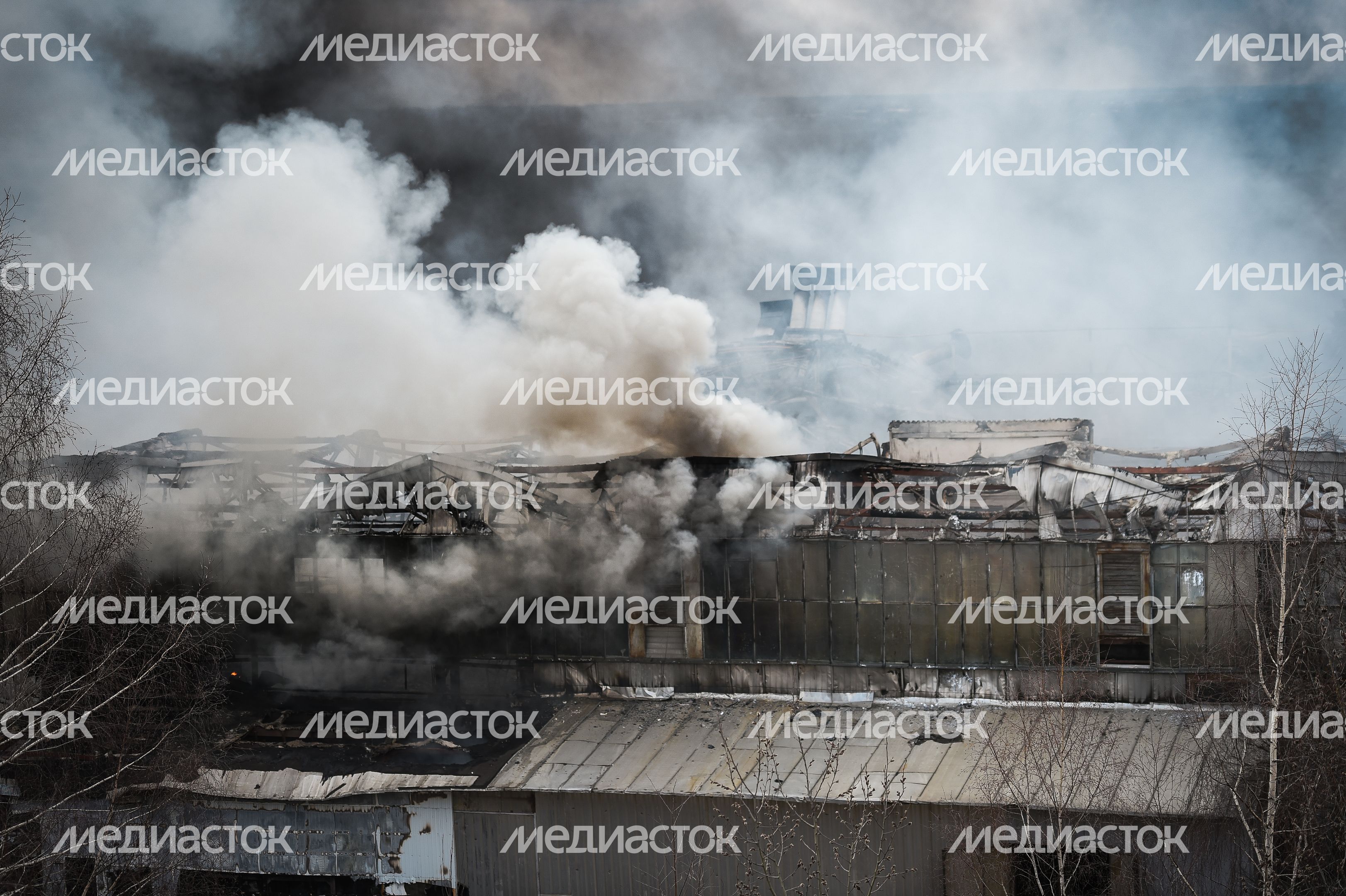 Пожар на заводе алюминиевых изделий в Дмитрове
