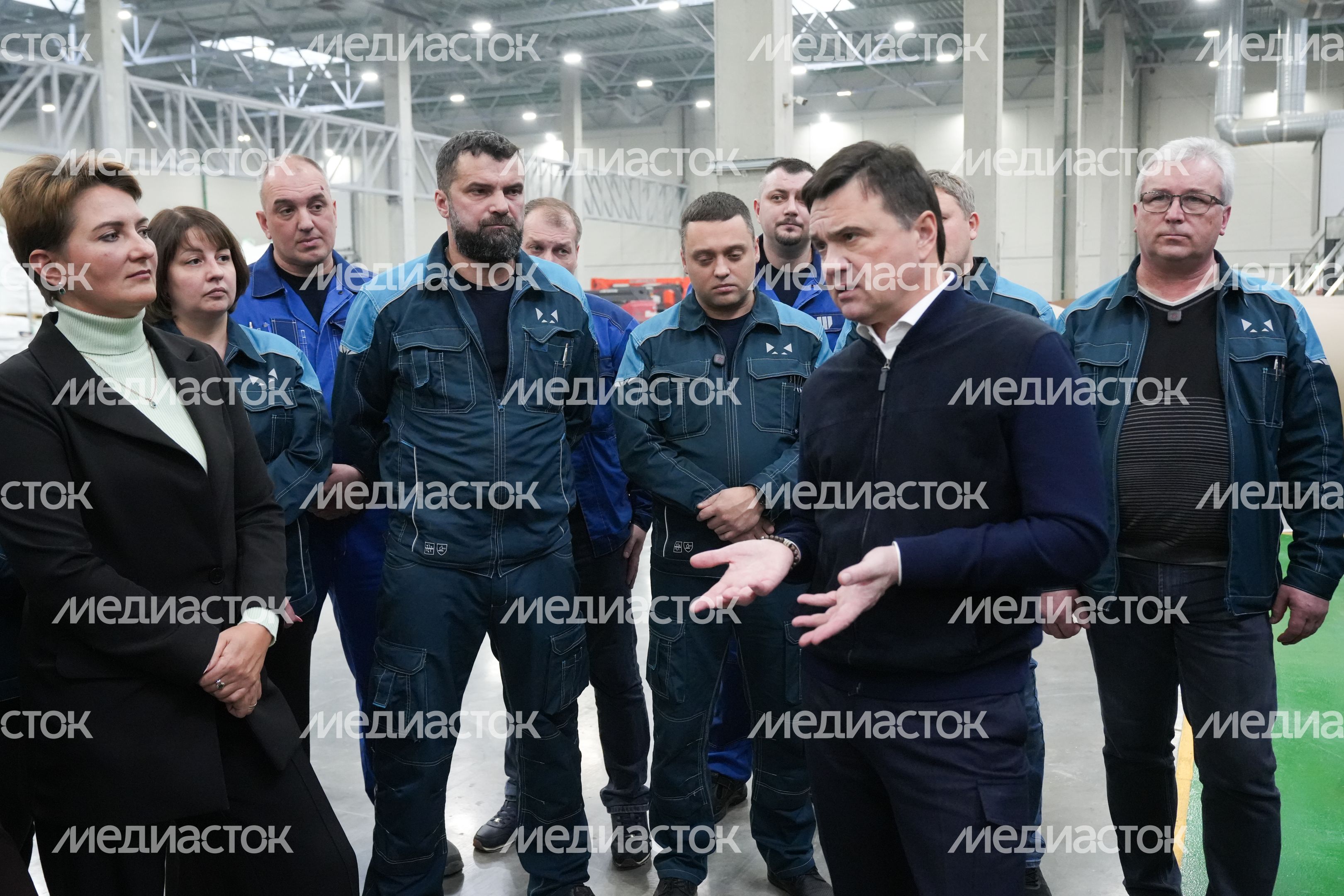 Андрей Воробьев посетил завод "Л-Пак" в Кашире Андрей Воробьев посетил завод "Л-Пак" в Кашире