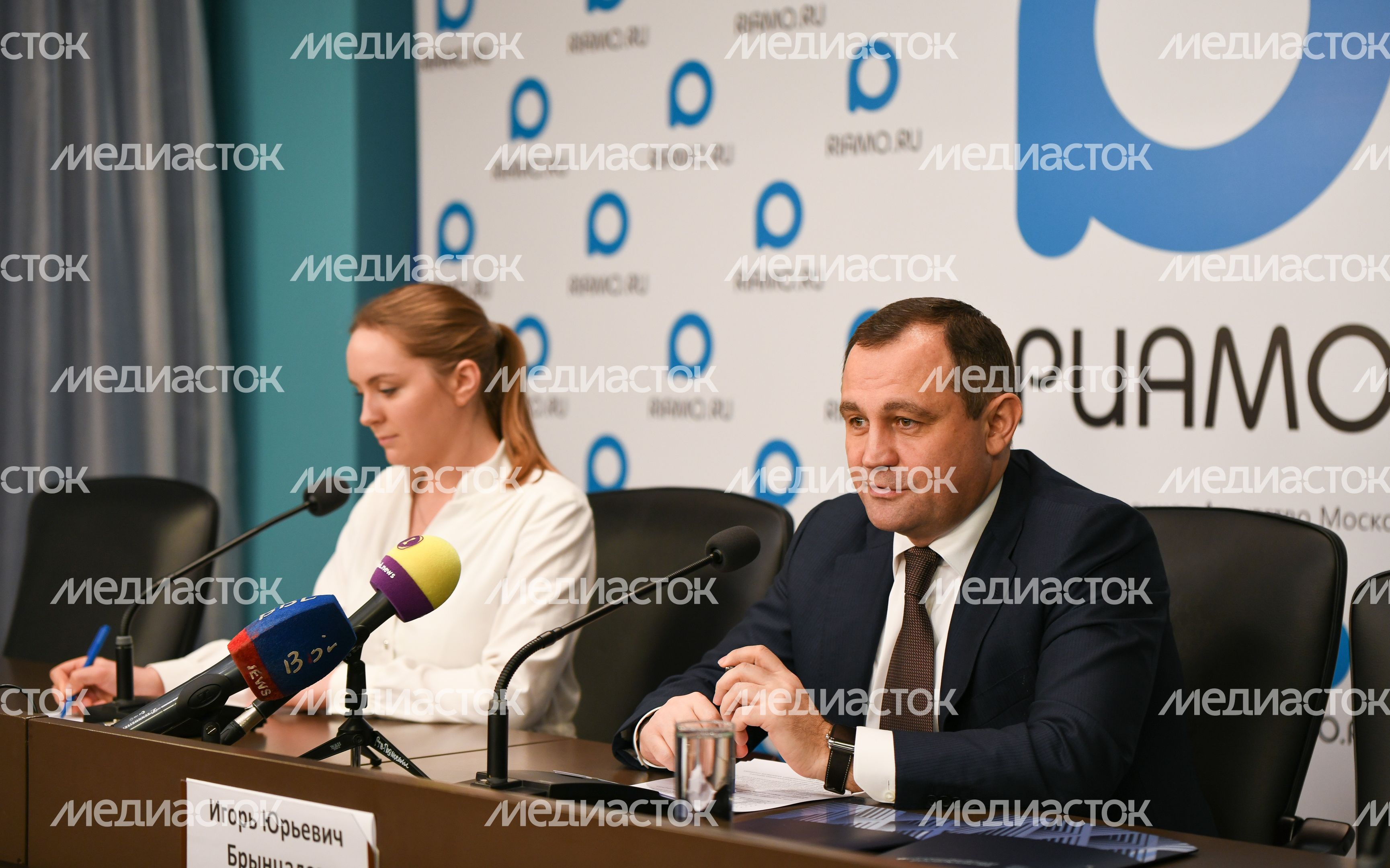 Пресс-конференция председателя Мособлдумы Игоря Брынцалова Пресс-конференция председателя Мособлдумы Игоря Брынцалова