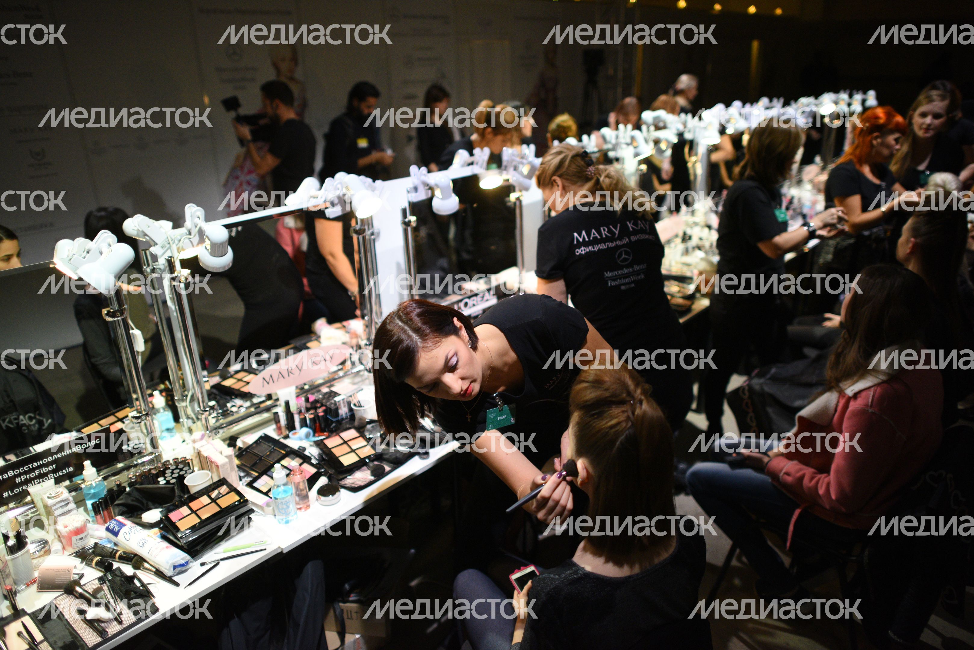 Неделя моды Mercedes-Benz Fashion Week Russia в Москве Неделя моды Mercedes-Benz Fashion Week Russia в Москве