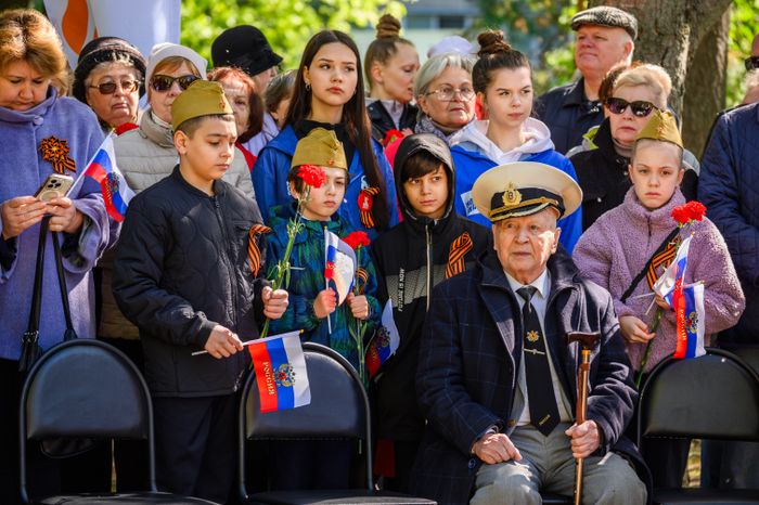 Торжественная церемония зажжения Вечного огня в Королеве