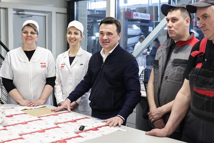 Андрей Воробьев посетил запуск производства упаковки для пищевой продукции в Чехове