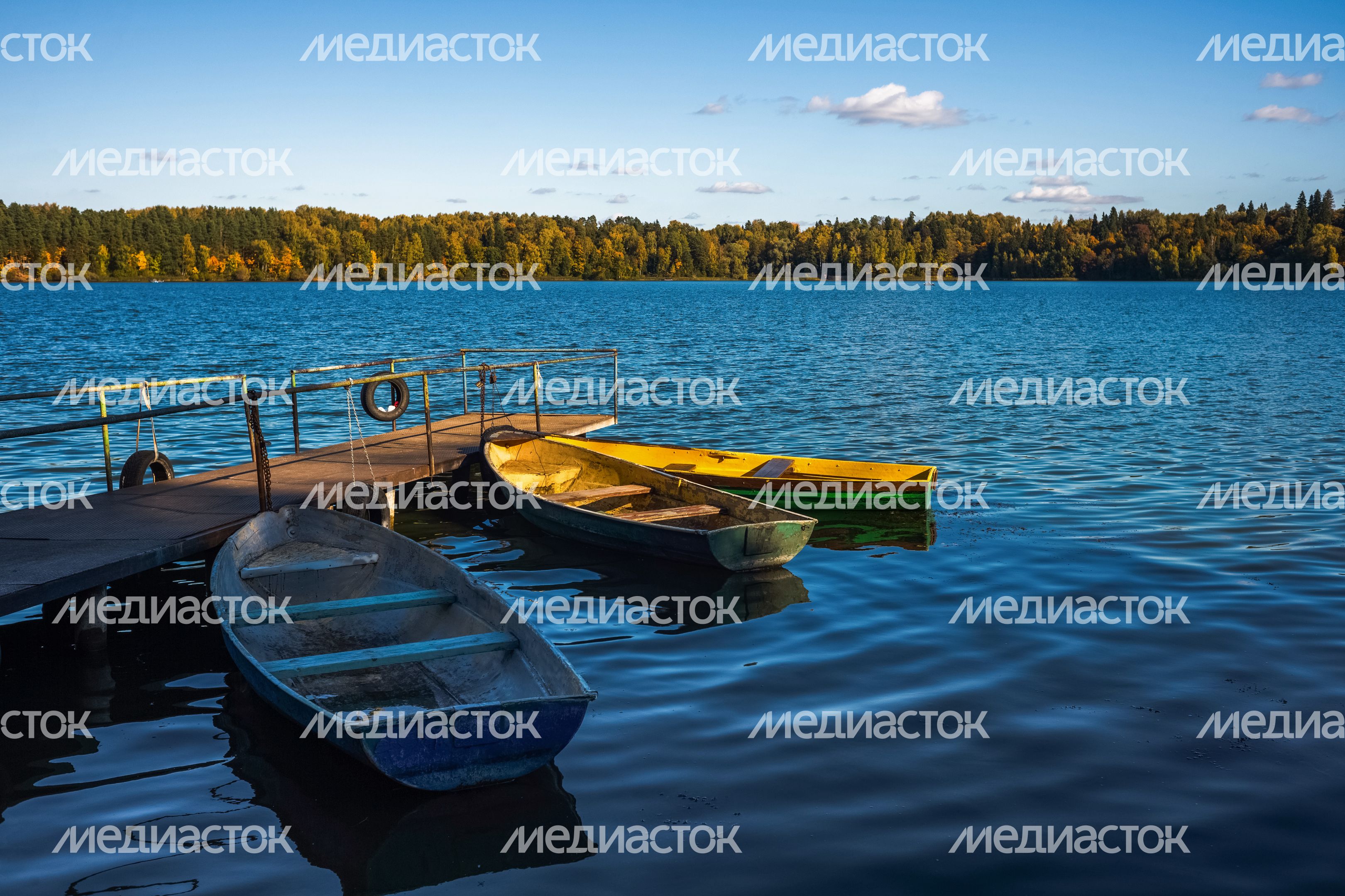 Истринское водохранилище осенью Истринское водохранилище осенью