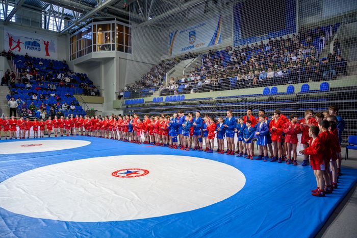 Всероссийские соревнования по самбо среди юношей и девушек в Люберцах