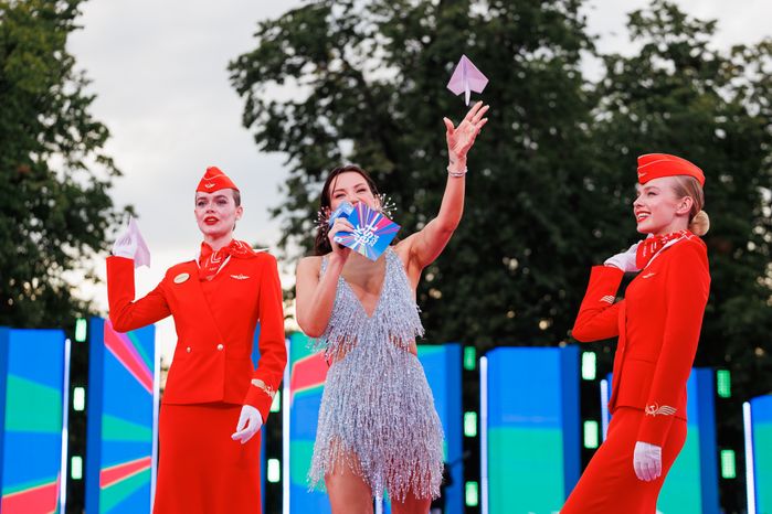 Ида Галич на VK Fest -2024 в московских "Лужниках"