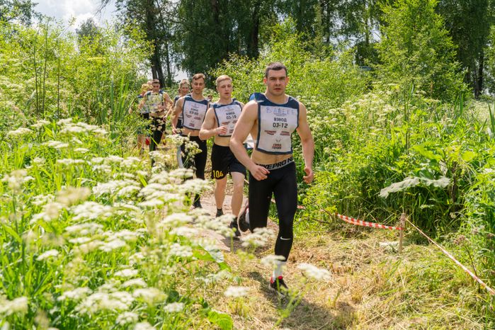 Гонка героев на полигоне Алабино собрала 1,5 тыс. человек