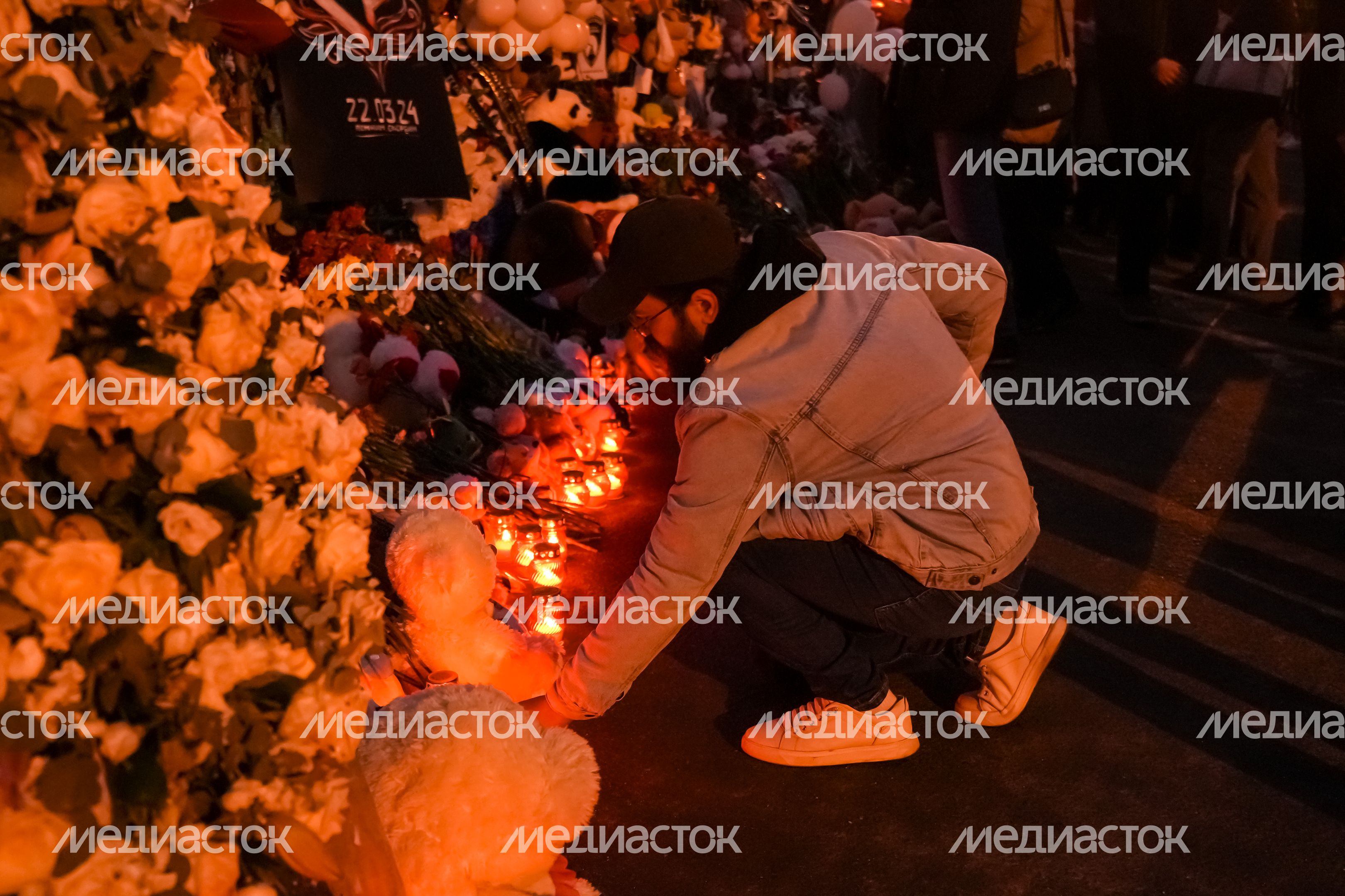 Акция памяти «Журавли» прошла на девятый день после теракта в "Крокус Сити Холле"