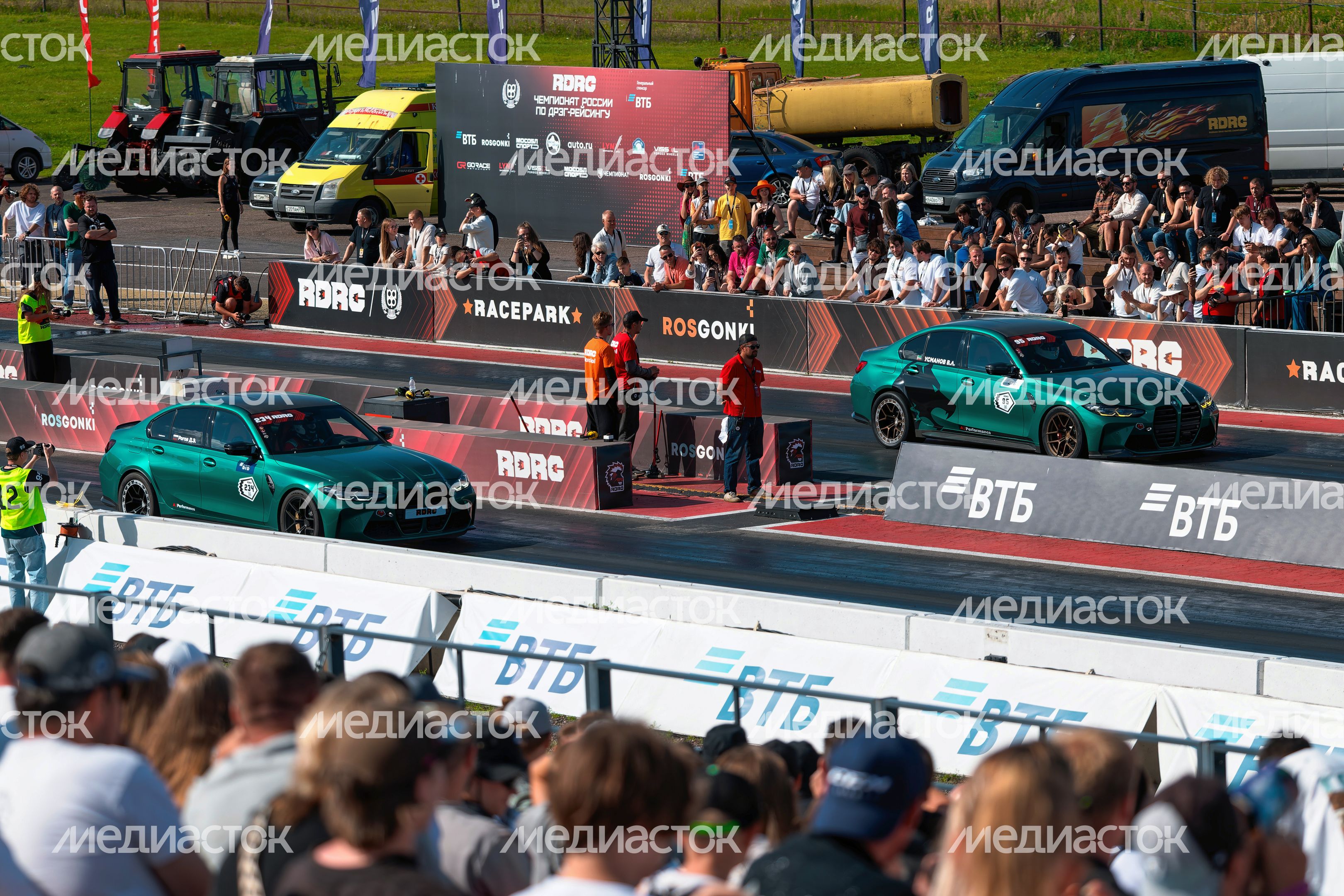 Чемпионат и Кубок России по дрэг-рейсингу RDRC 2026. Заезд автомобилей на автодроме RDRC Racepark в Раменском округе Чемпионат и Кубок России по дрэг-рейсингу RDRC 2026. Заезд автомобилей на автодроме RDRC Racepark в Раменском округе