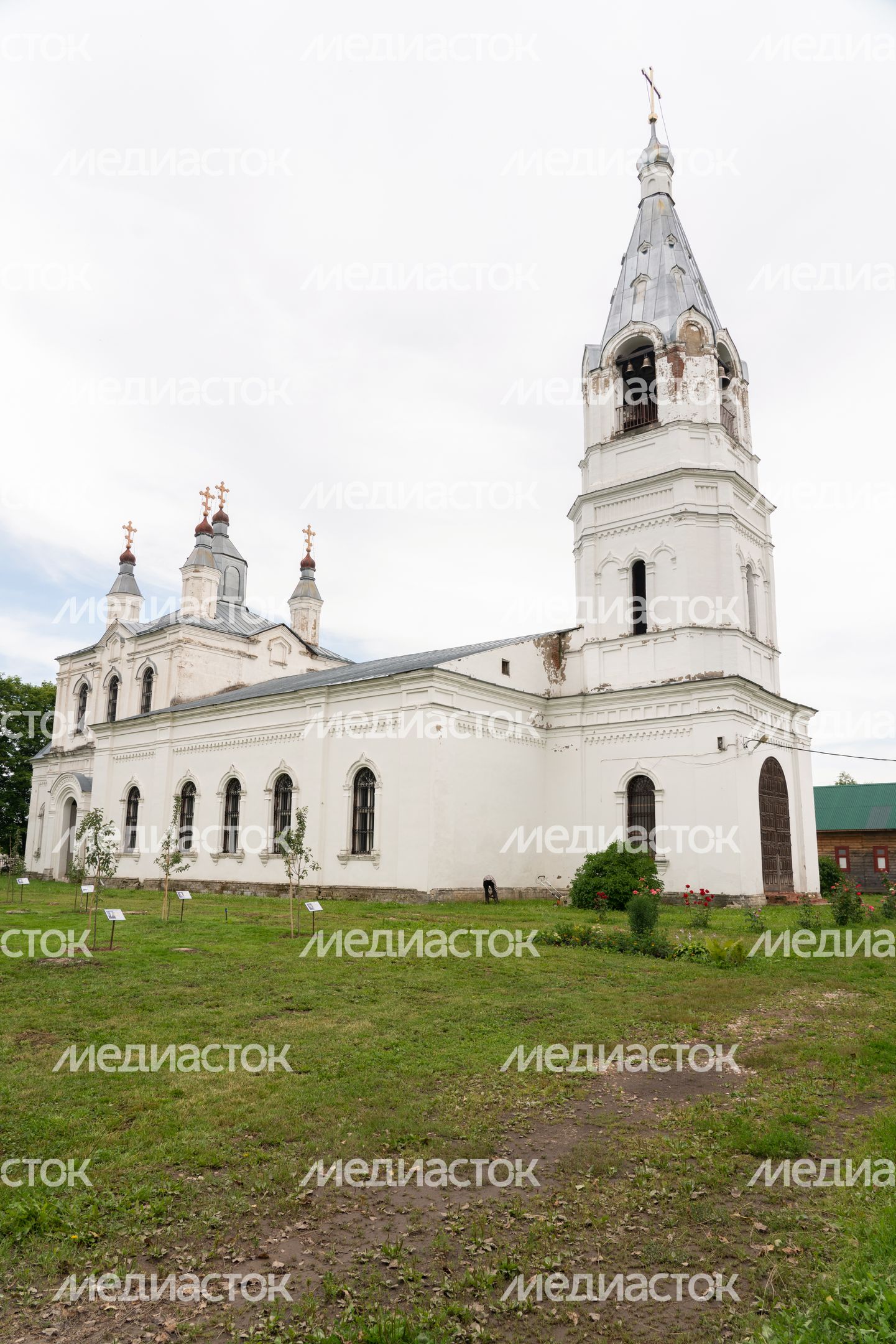 Шаховская. Воскресенский храм села Раменье
