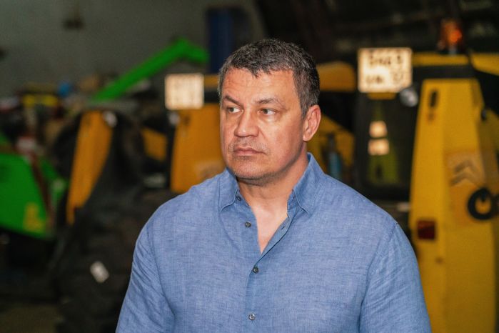 В Подмосковье начали подготовку коммунальной спецтехники к зимнему сезону