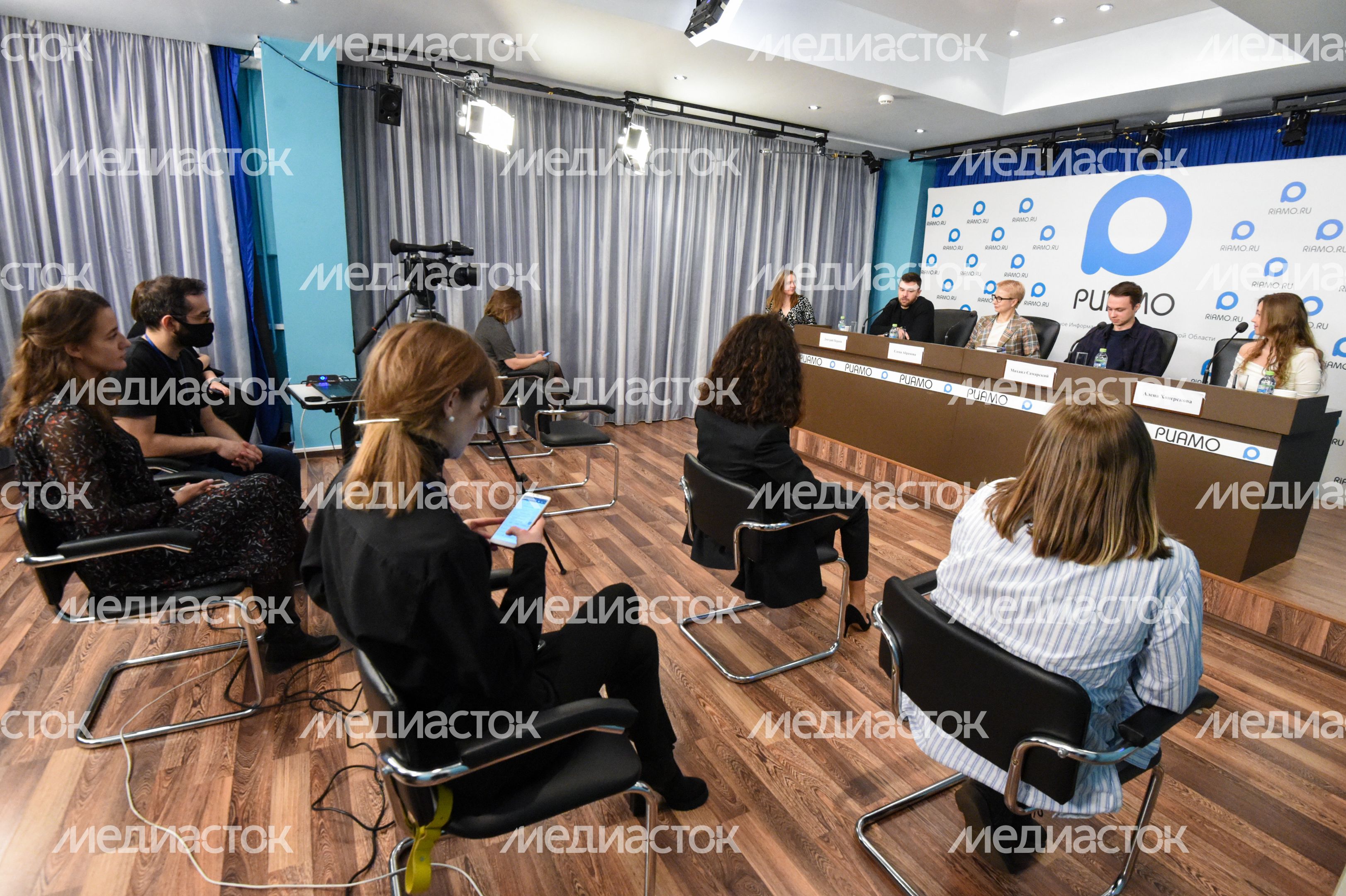Пресс-конференция, посвященная старту благотворительного проекта «Добро между строк»