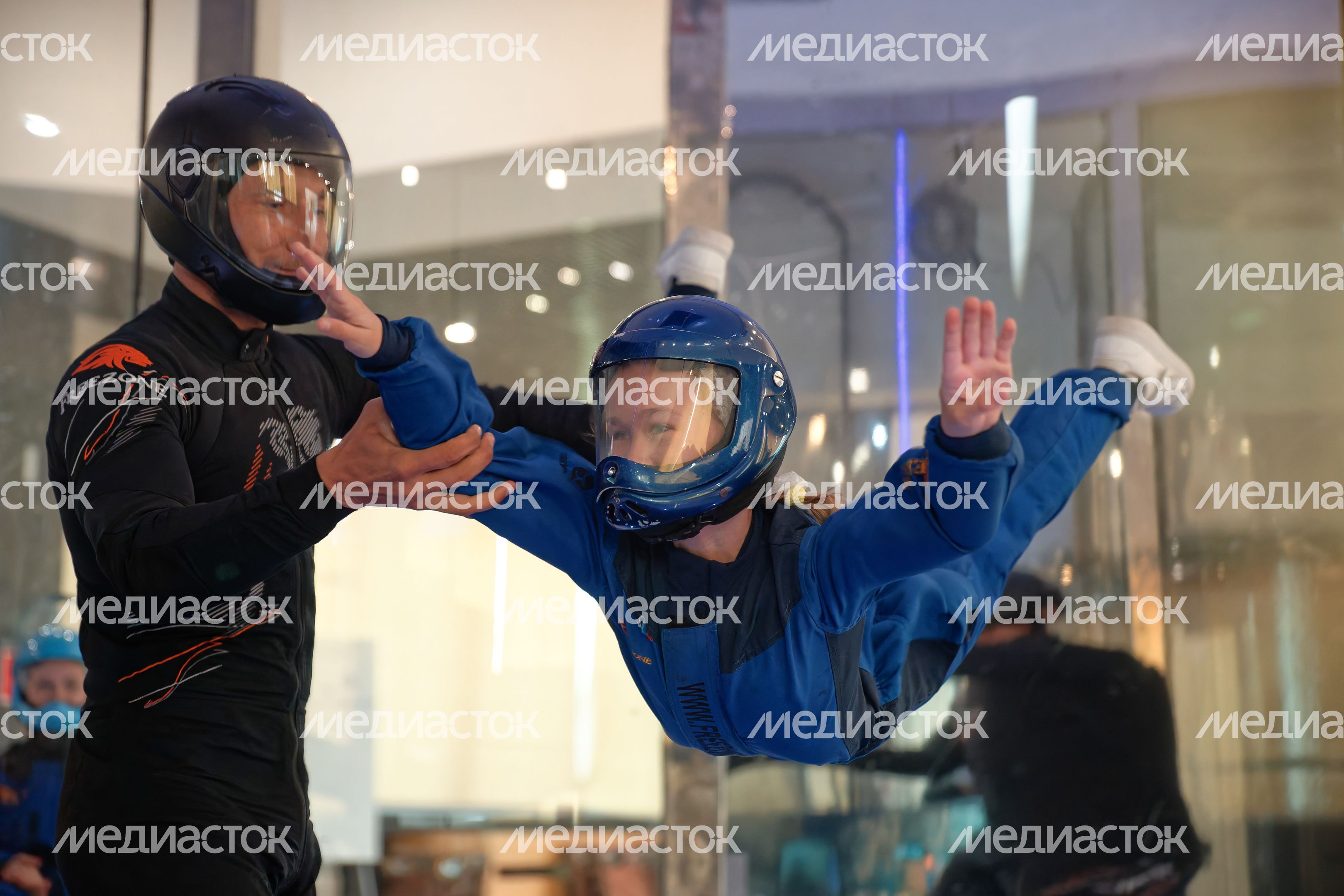 Полет в аэротрубе в спортивно-развлекательном парке Freezone в Чехове Полет в аэротрубе в спортивно-развлекательном парке Freezone в Чехове