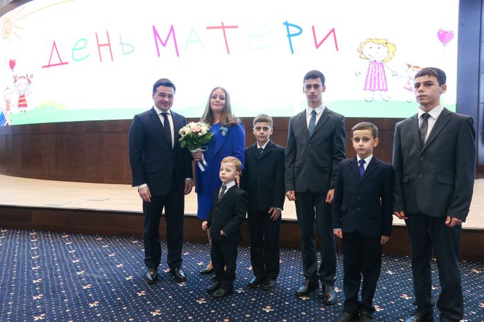 День матери